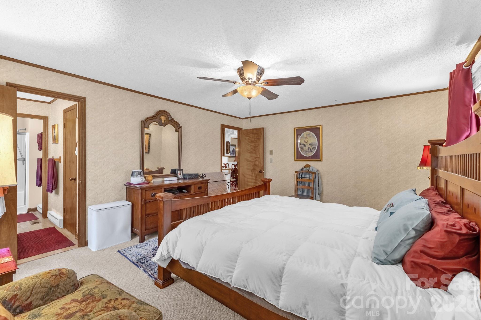 60 Pine View Road — Newland