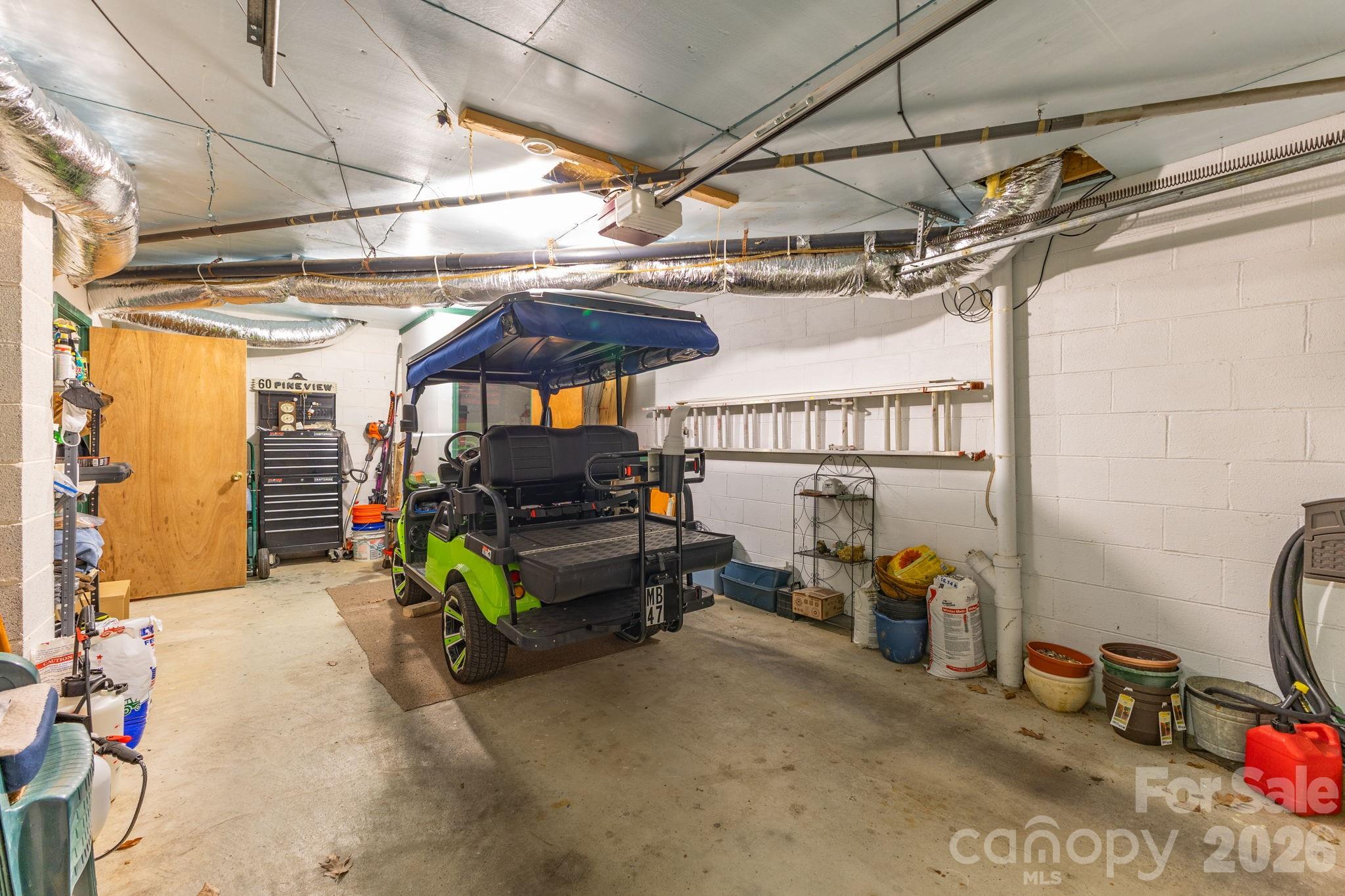 60 Pine View Road — Newland