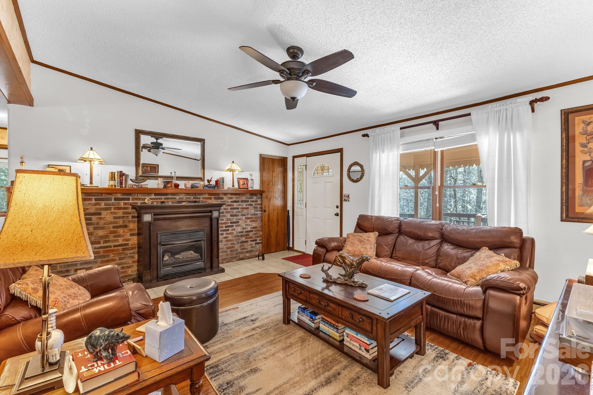 60 Pine View Road — Newland