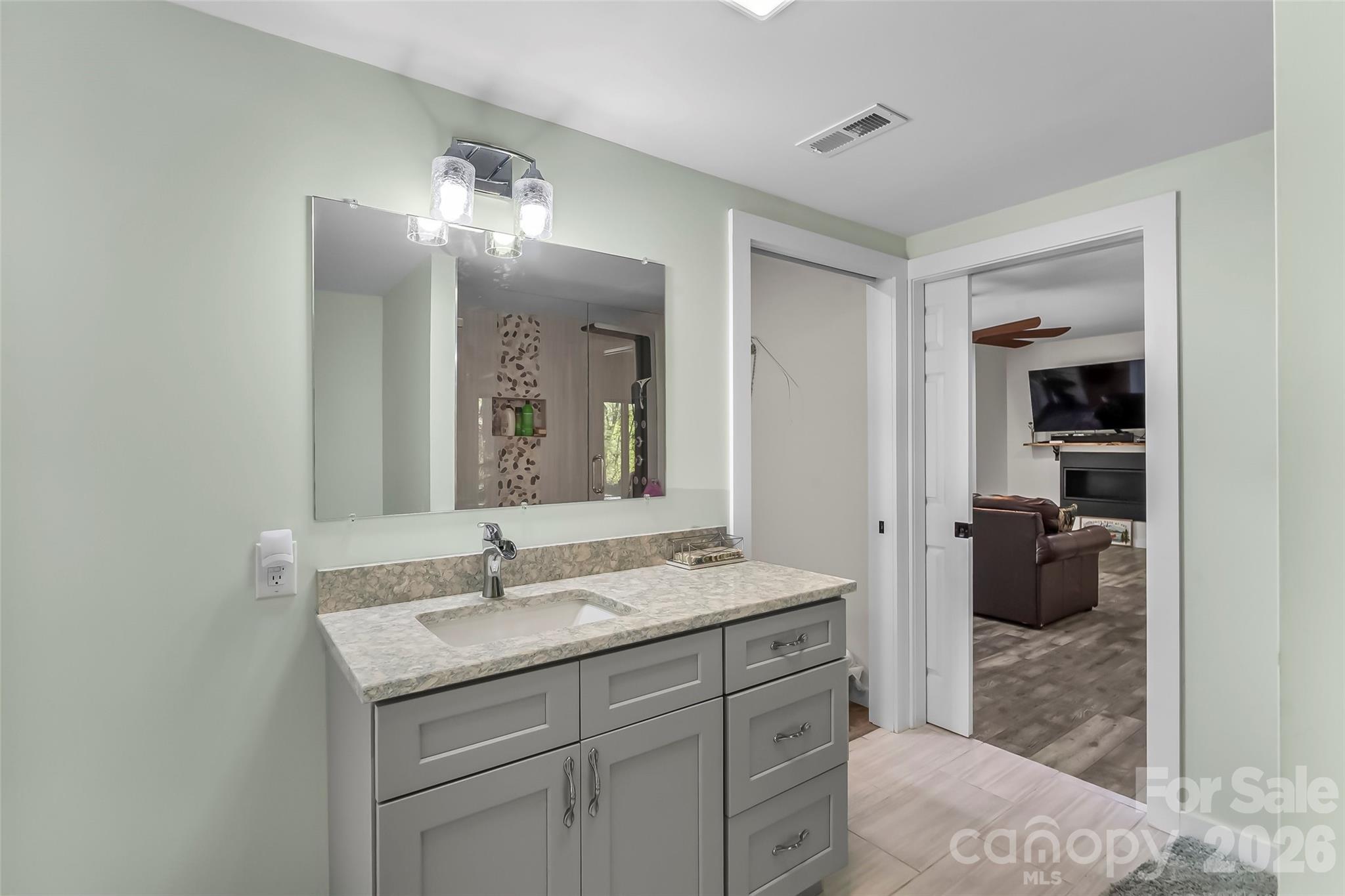 4639 Harbor View Terrace — Morganton