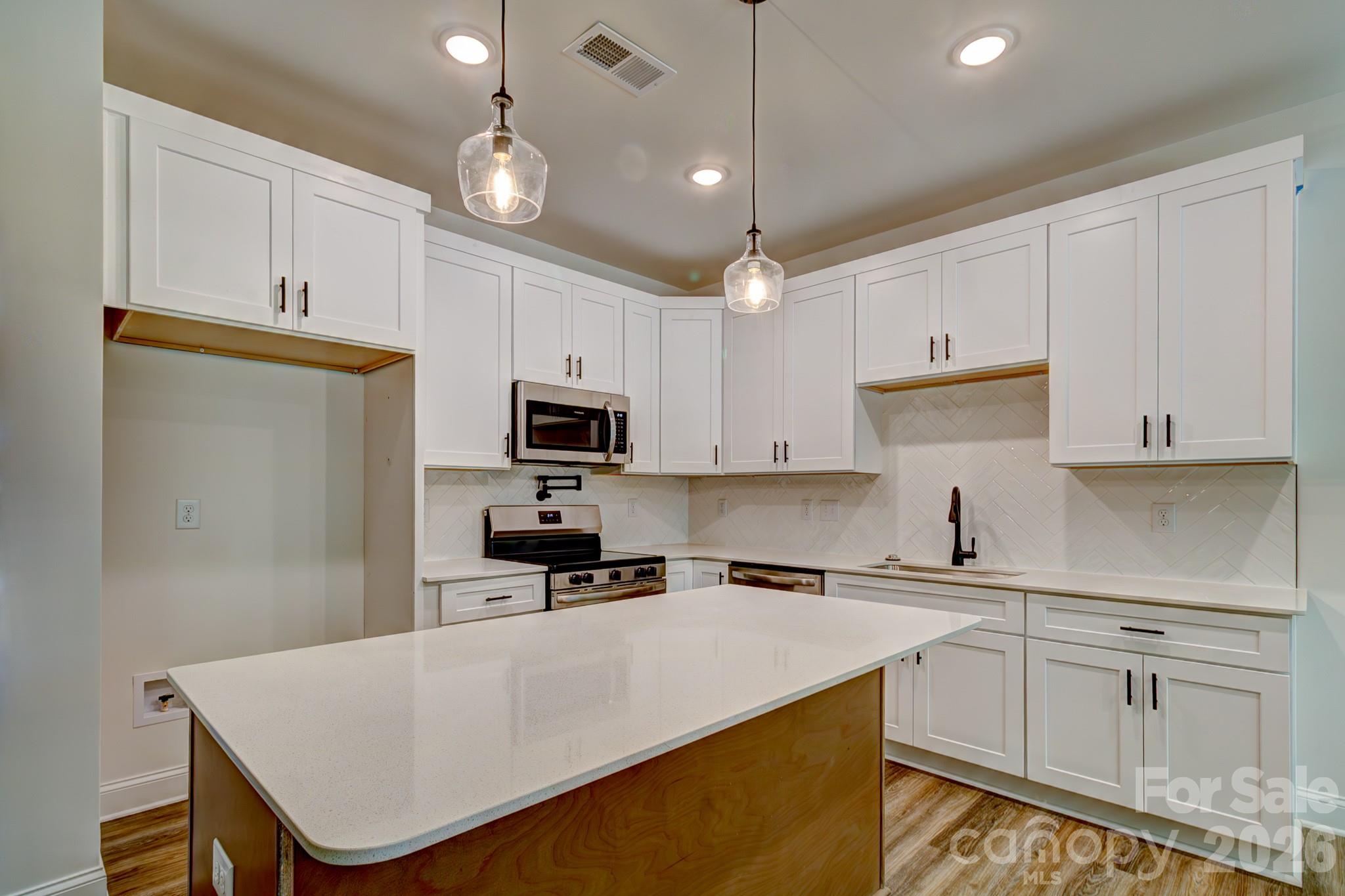 315A S Pink Street — Cherryville