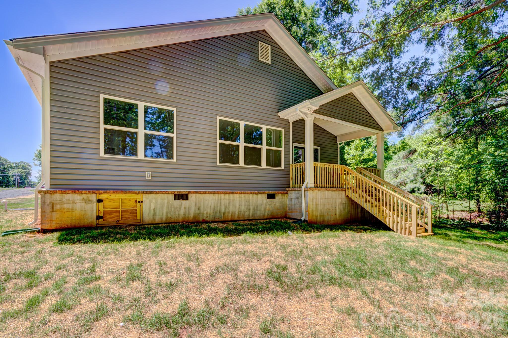 315 S Pink Street — Cherryville