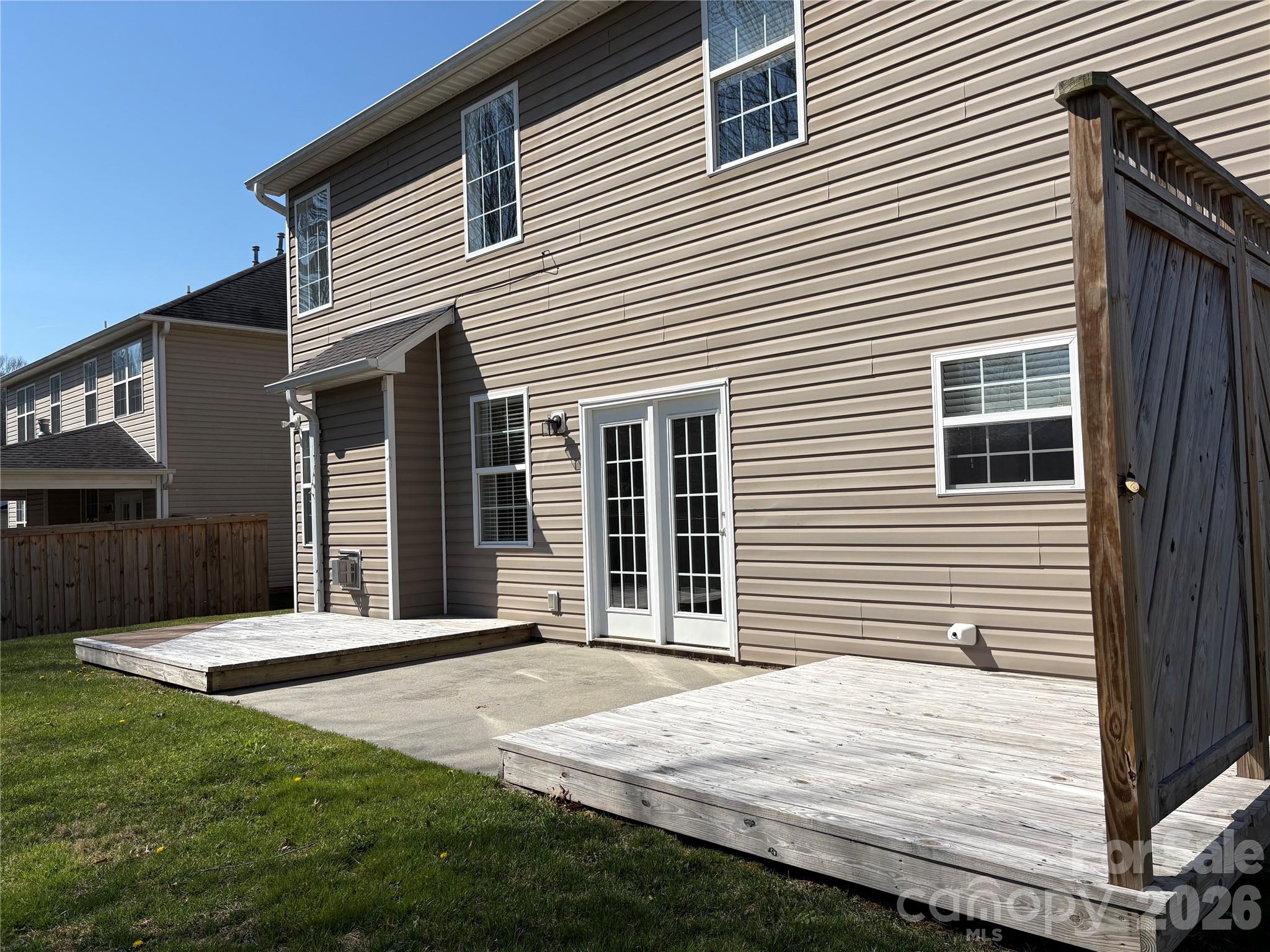 89 Woodfern Road — Fletcher