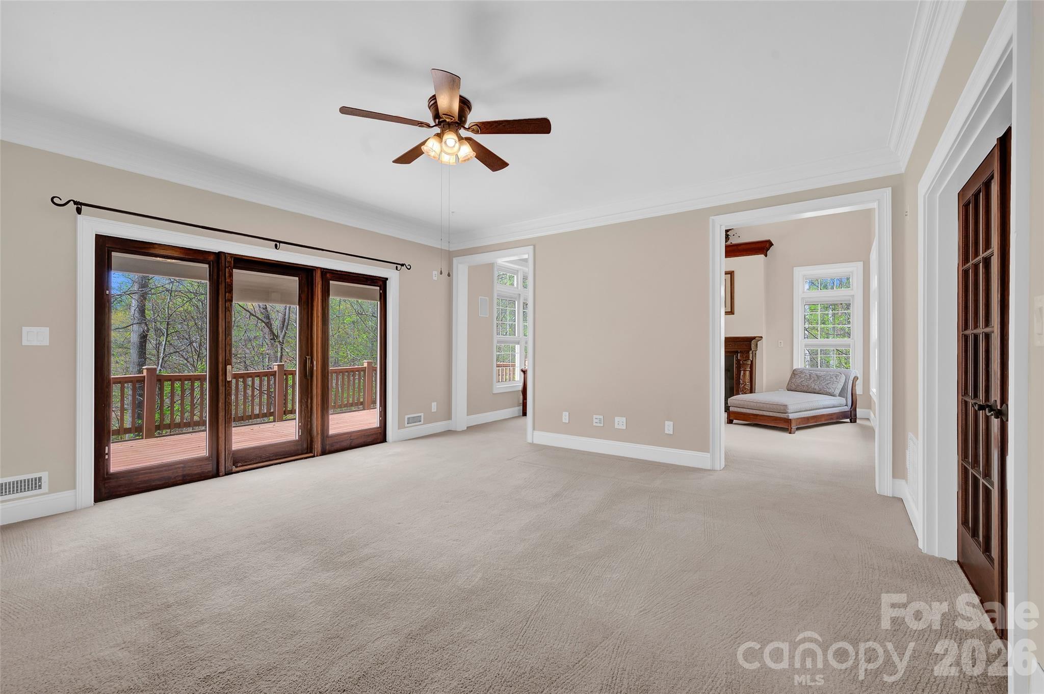464 Laurel Cove Road — Statesville