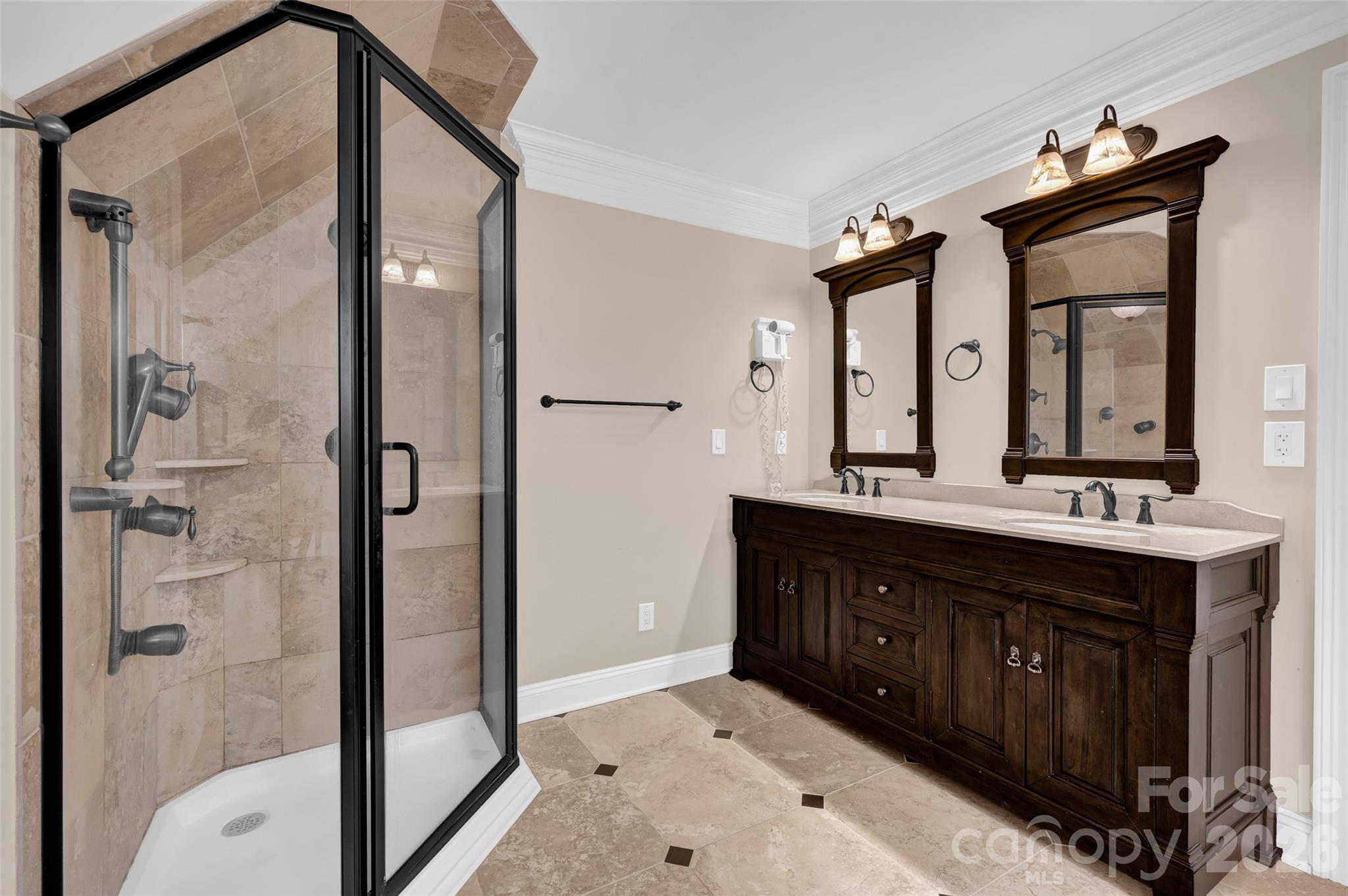 464 Laurel Cove Road — Statesville