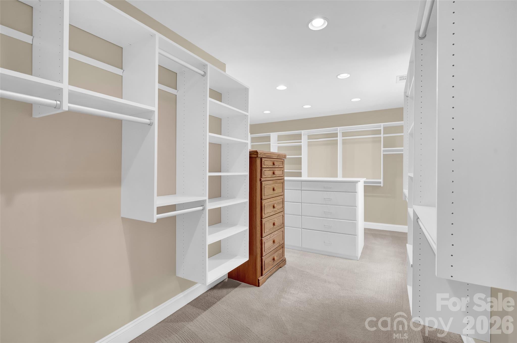 464 Laurel Cove Road — Statesville