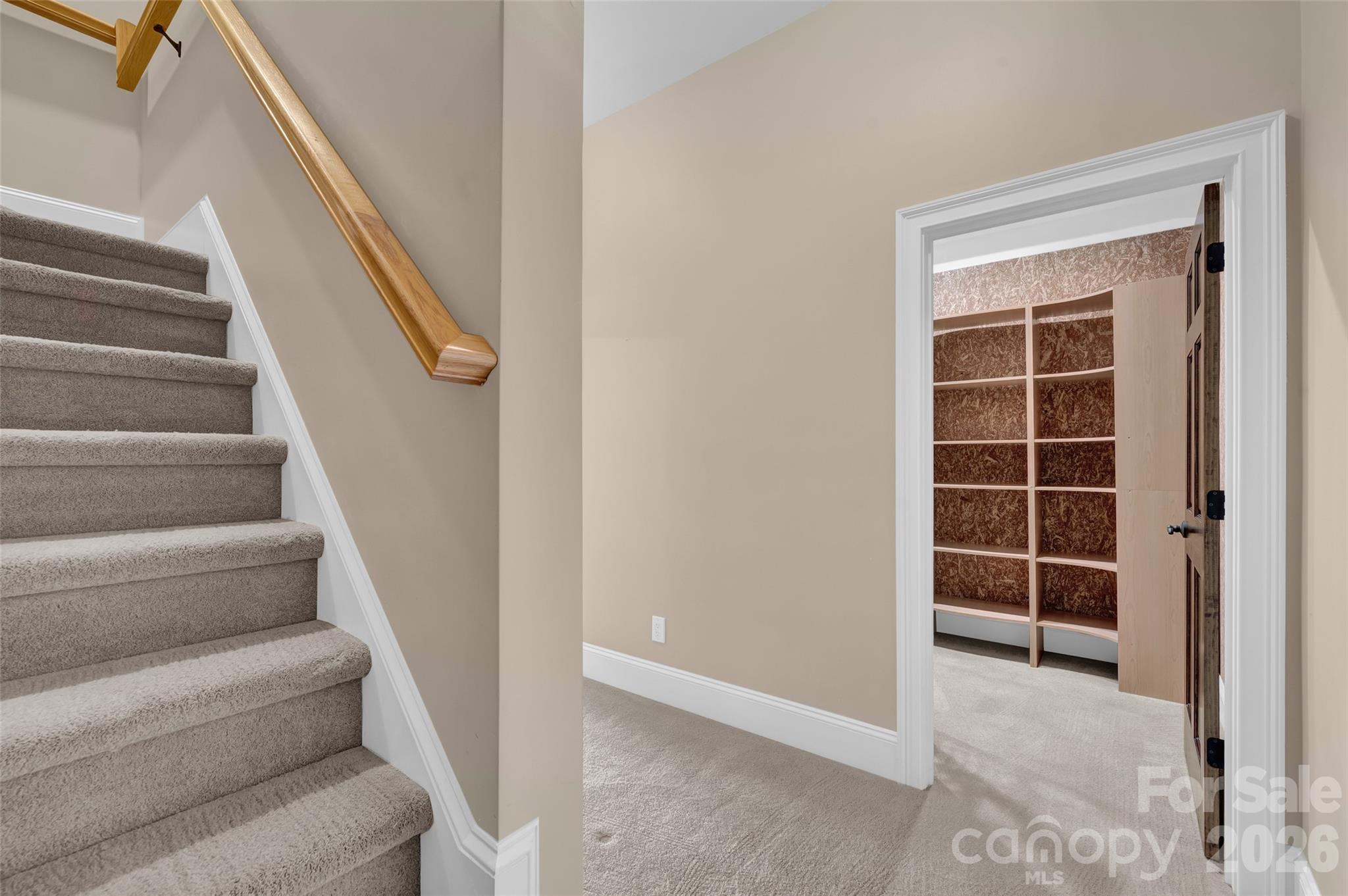464 Laurel Cove Road — Statesville
