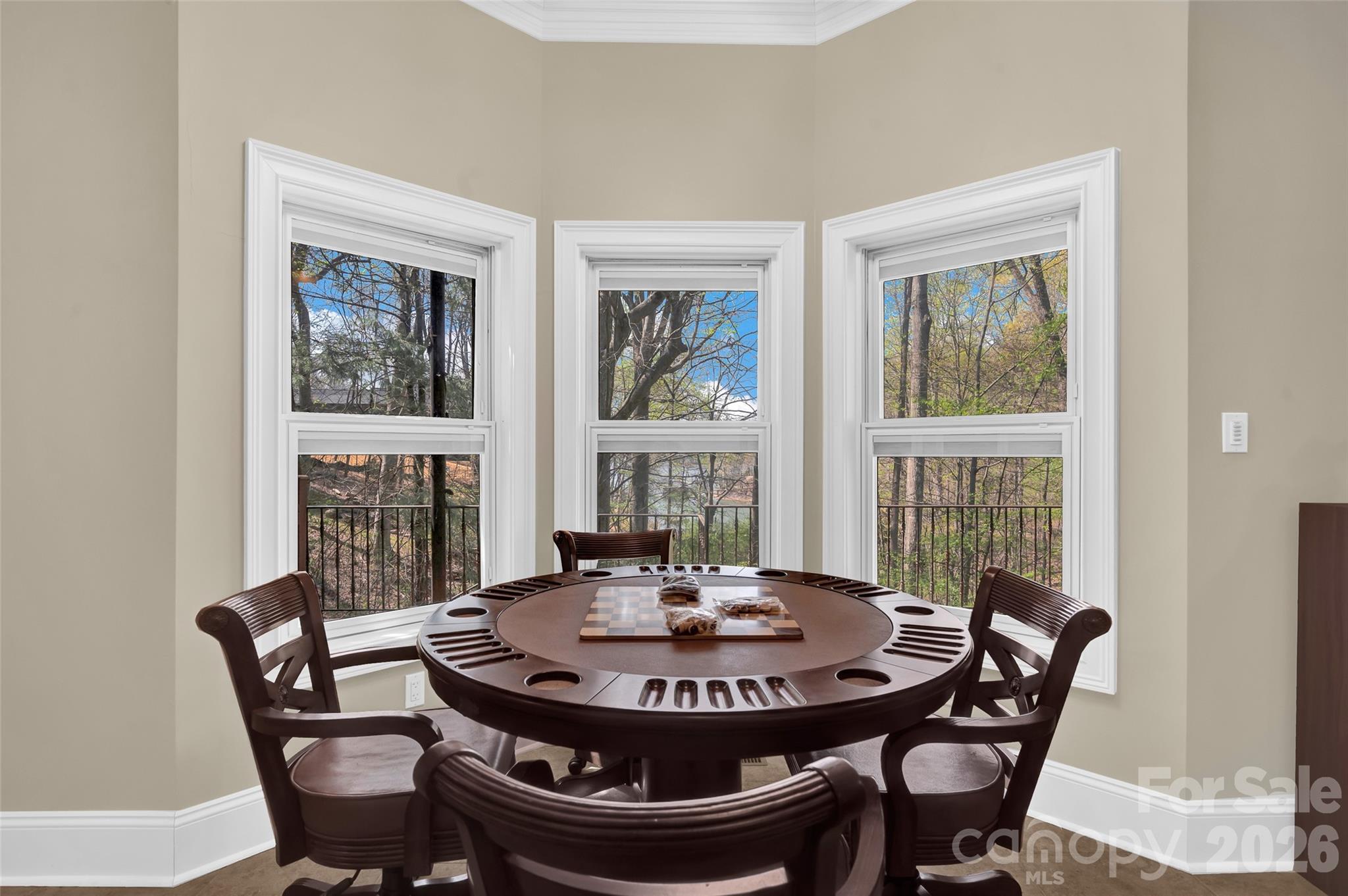 464 Laurel Cove Road — Statesville