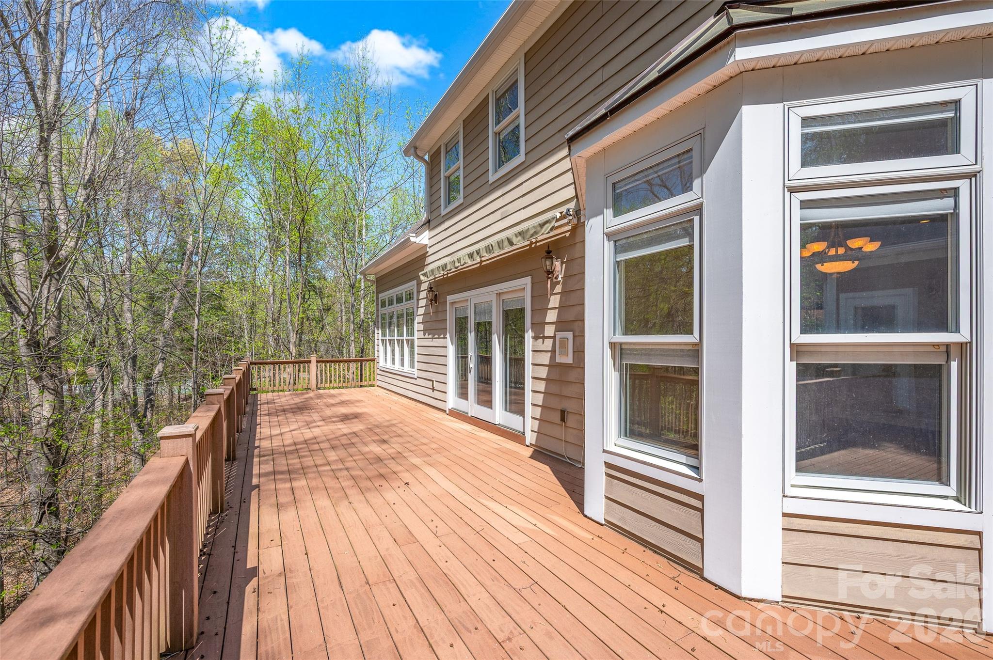 464 Laurel Cove Road — Statesville