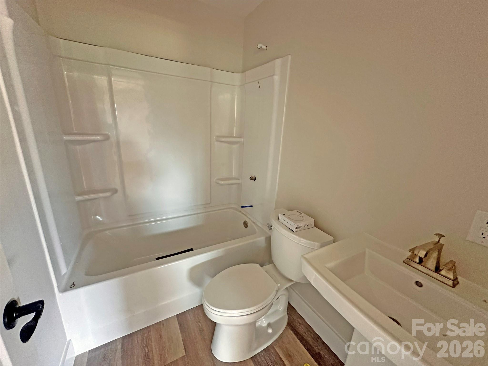 5735 Fallston Road — Lawndale