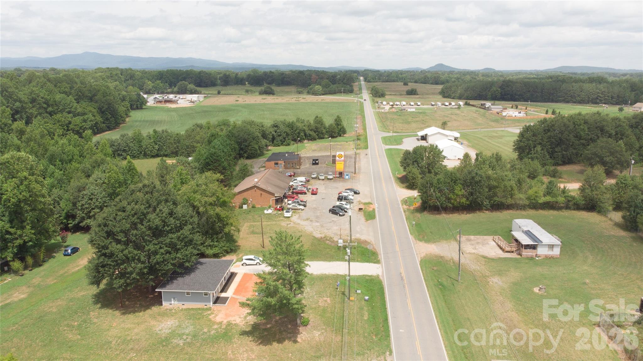 5735 Fallston Road — Lawndale