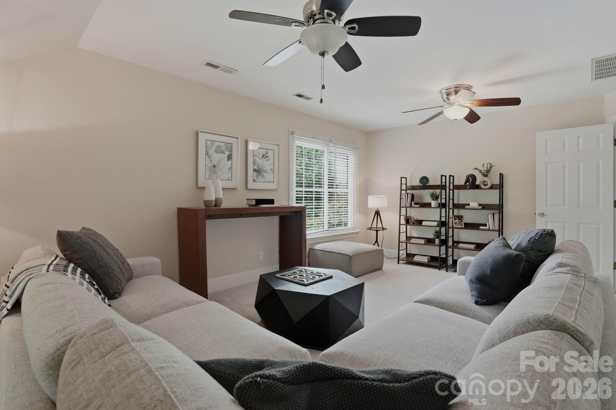 7006 Darnley Place — Charlotte