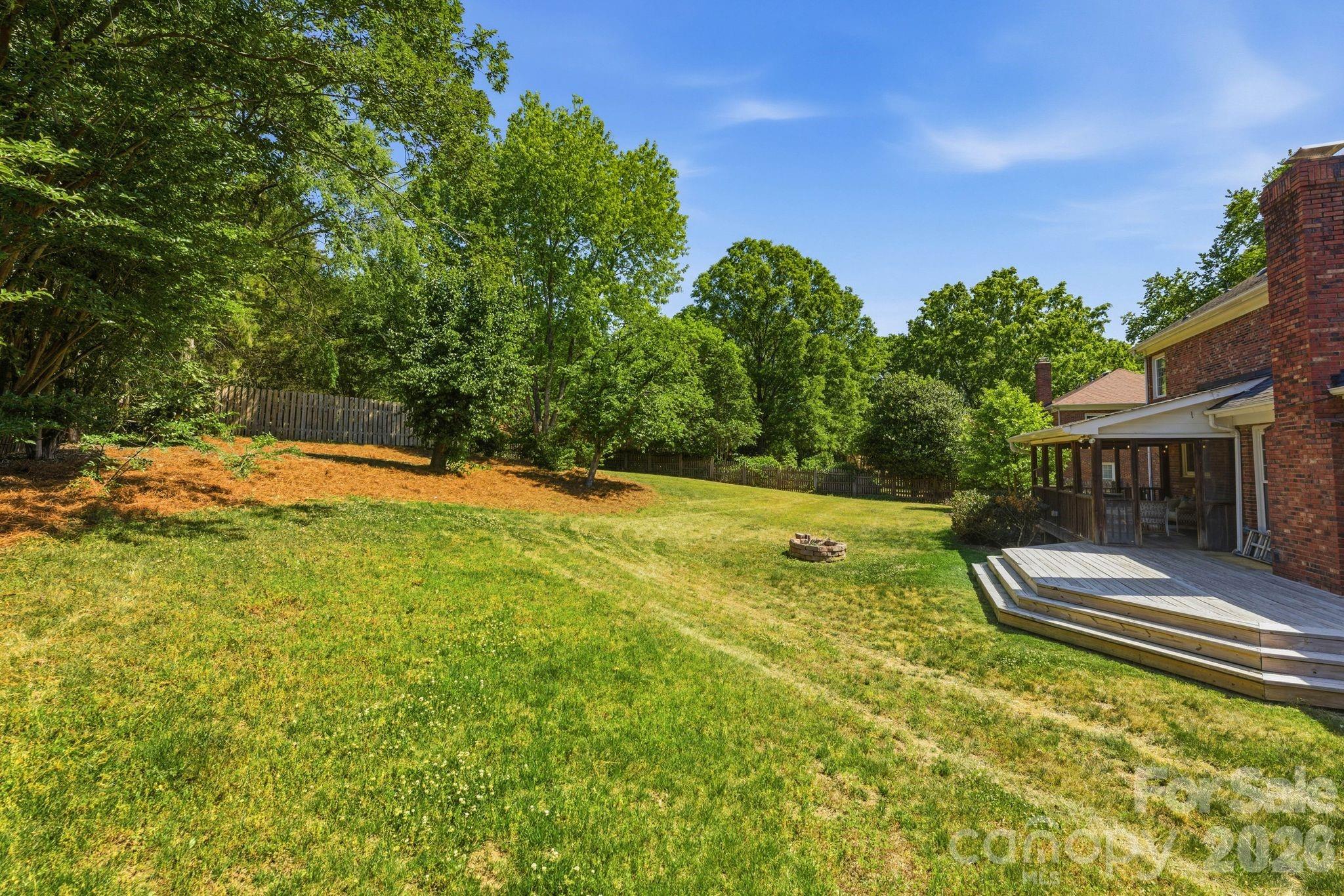 7006 Darnley Place — Charlotte