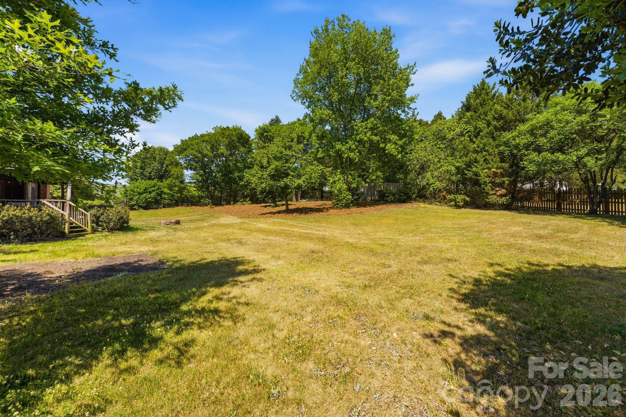 7006 Darnley Place — Charlotte