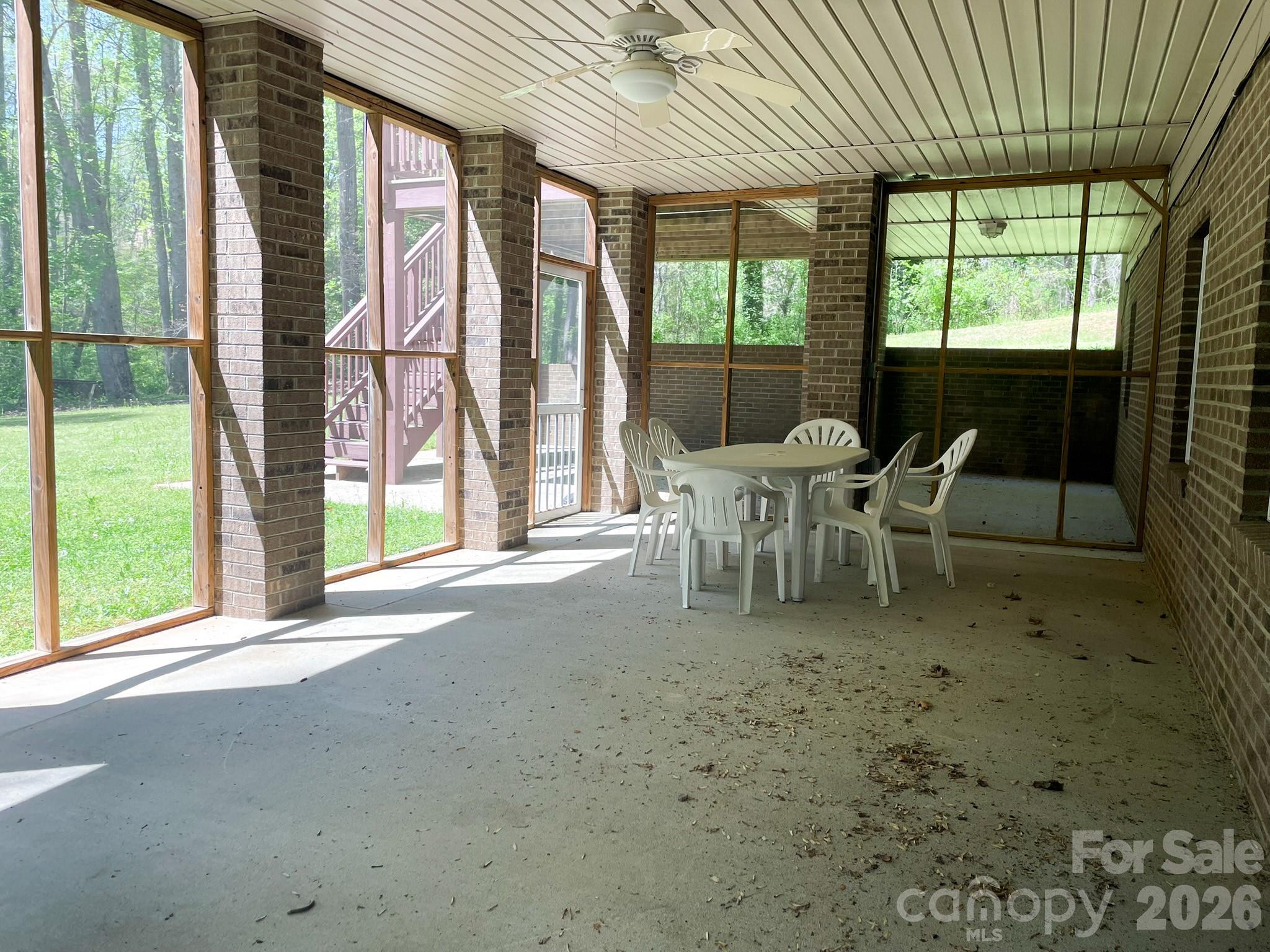 308 Brentwood Circle — Morganton