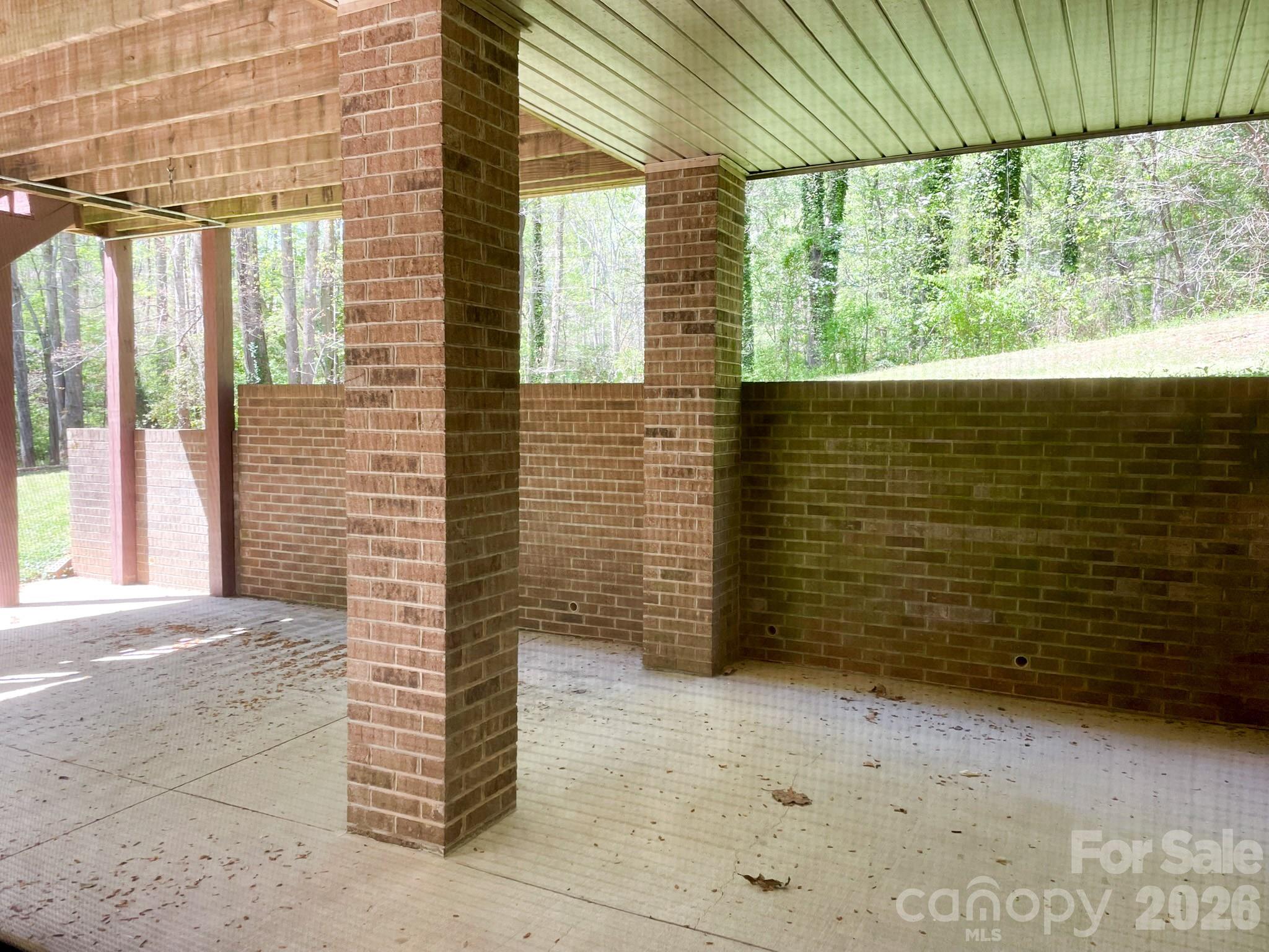 308 Brentwood Circle — Morganton
