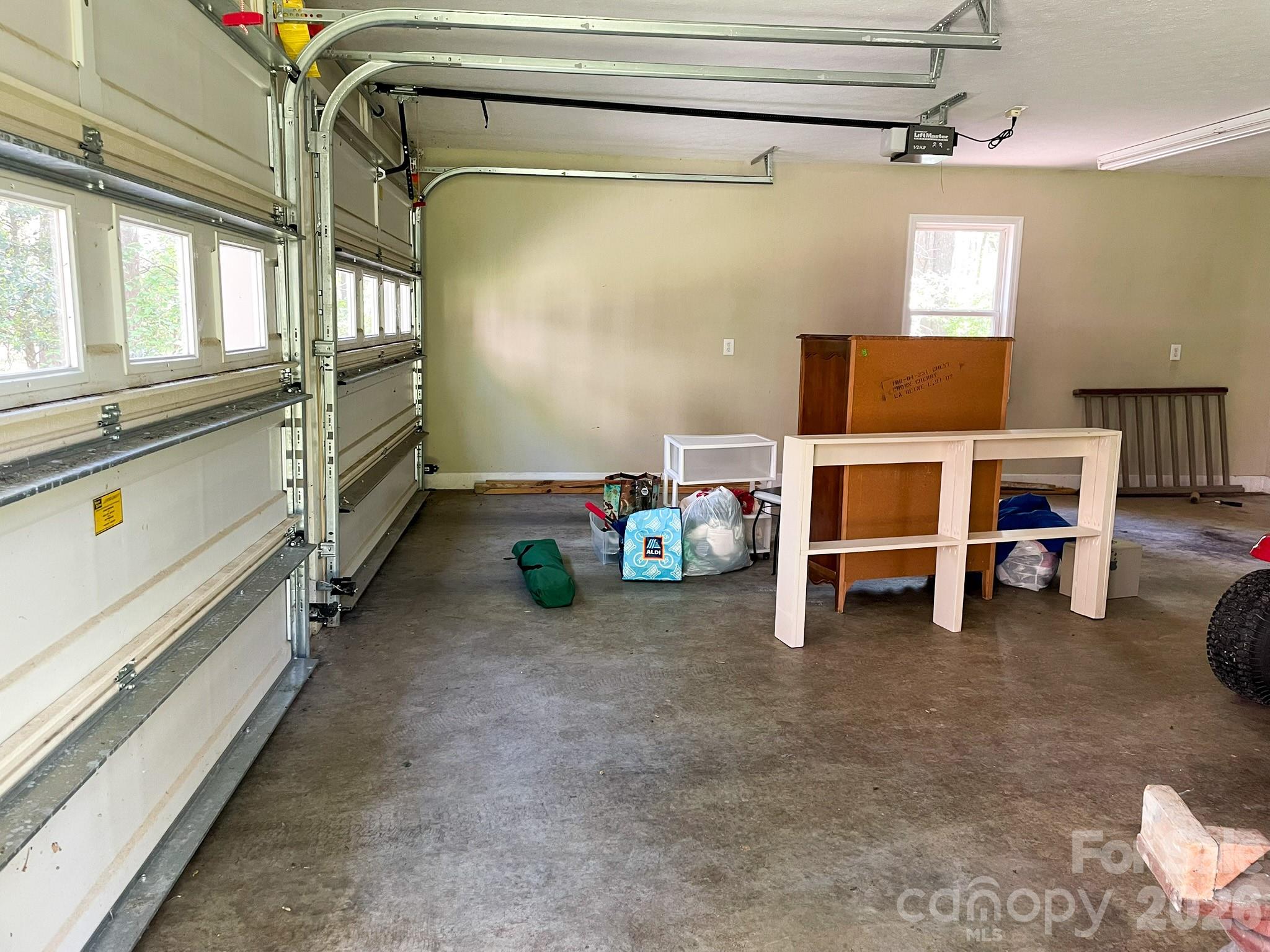 308 Brentwood Circle — Morganton