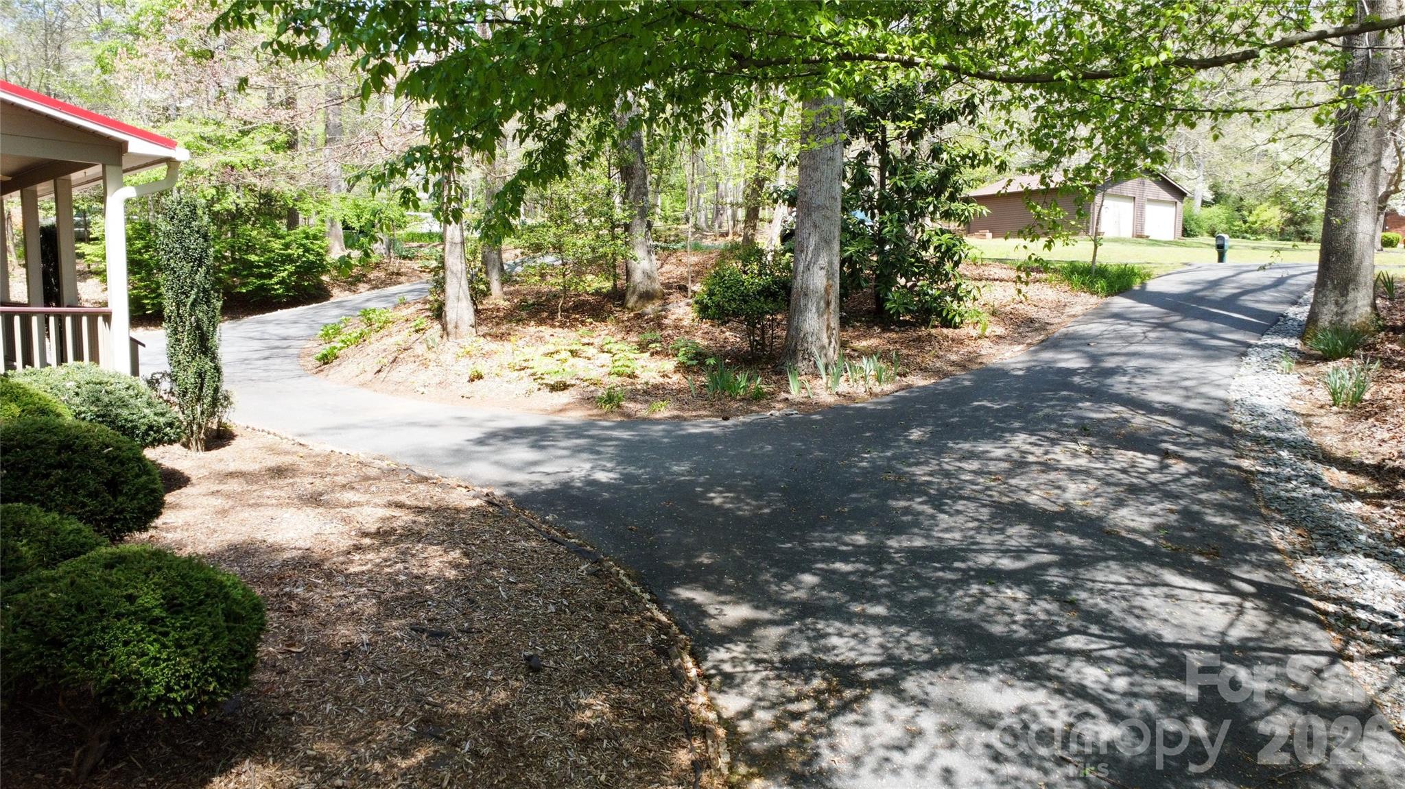 308 Brentwood Circle — Morganton