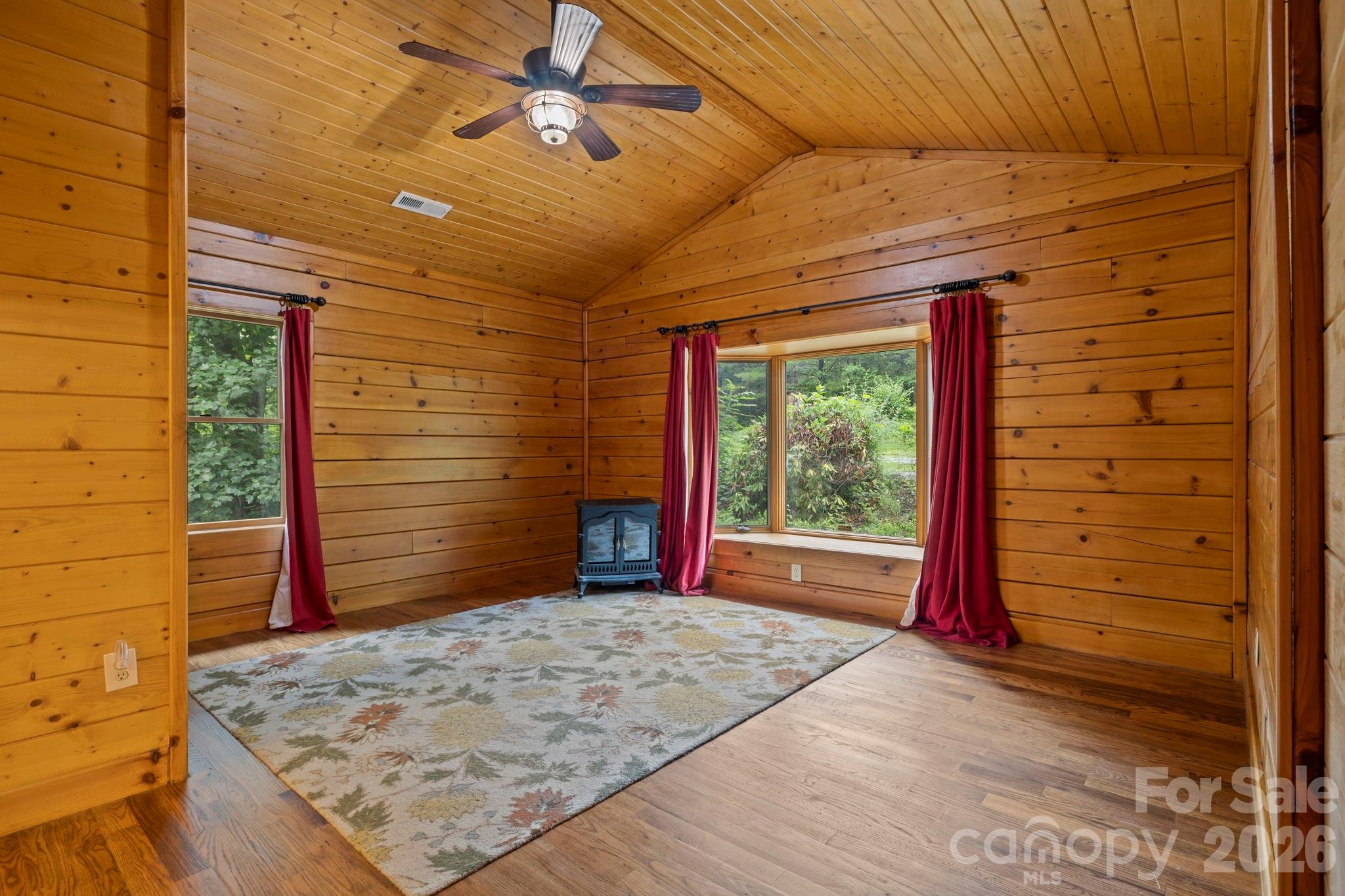 266 Rhododendron Drive — Saluda