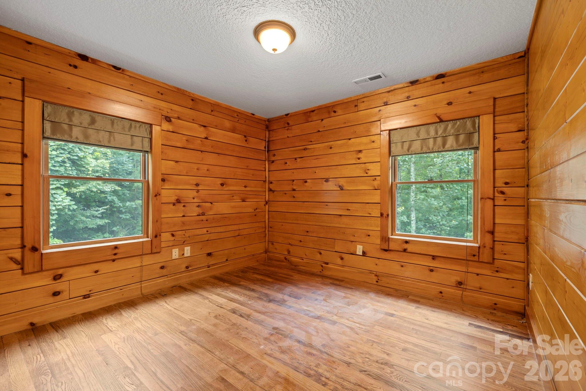 266 Rhododendron Drive — Saluda
