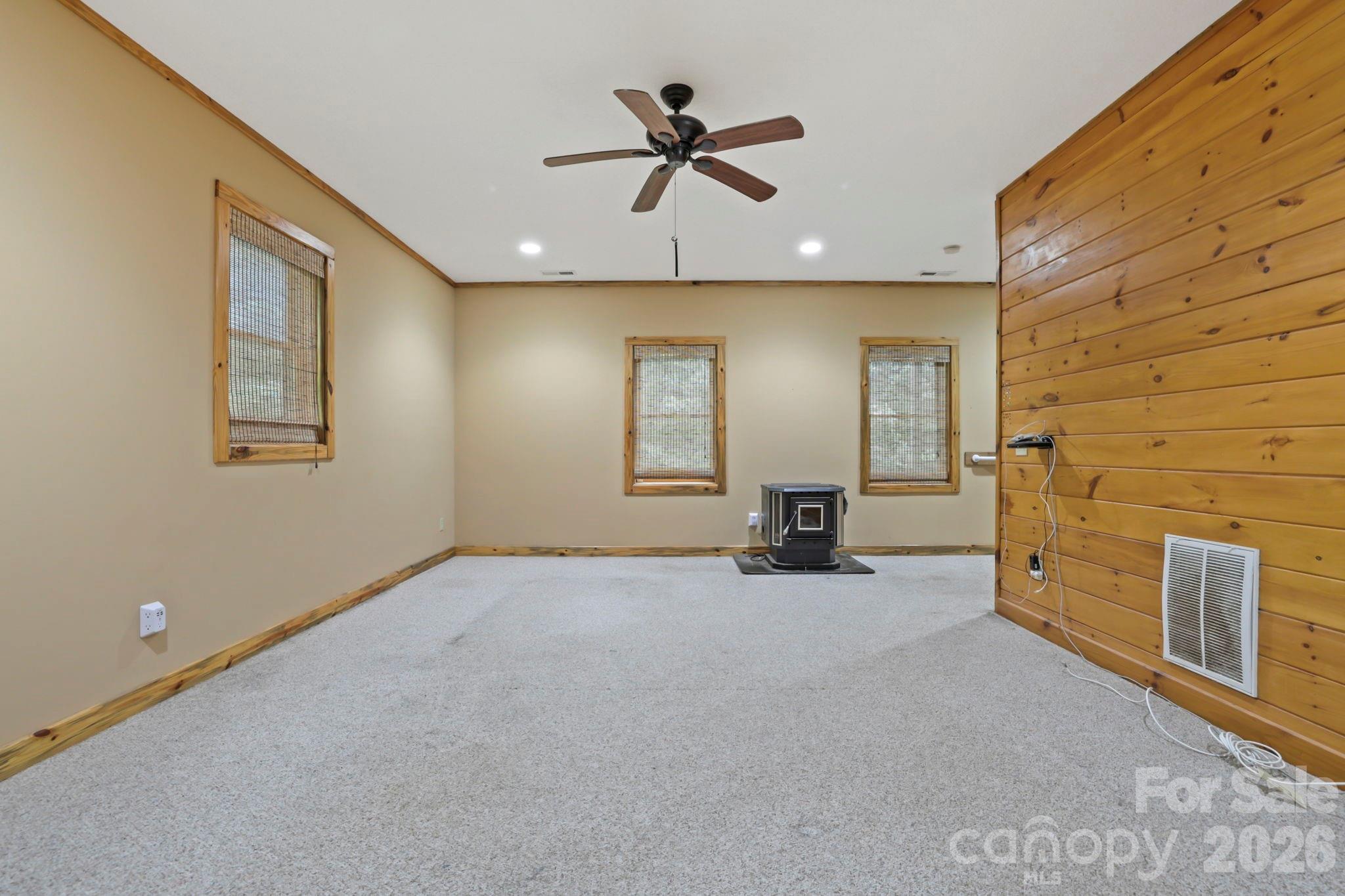 266 Rhododendron Drive — Saluda
