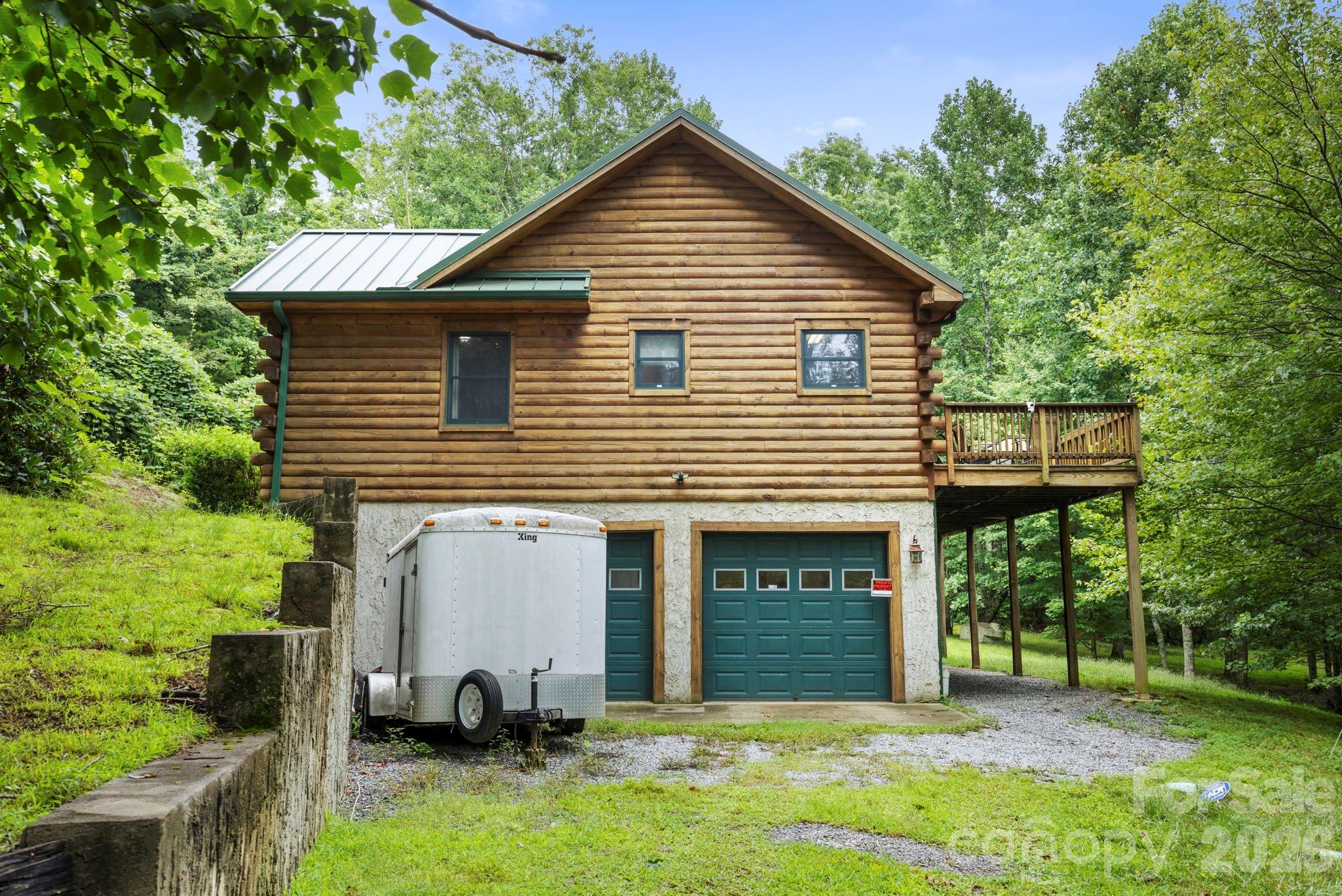 266 Rhododendron Drive — Saluda