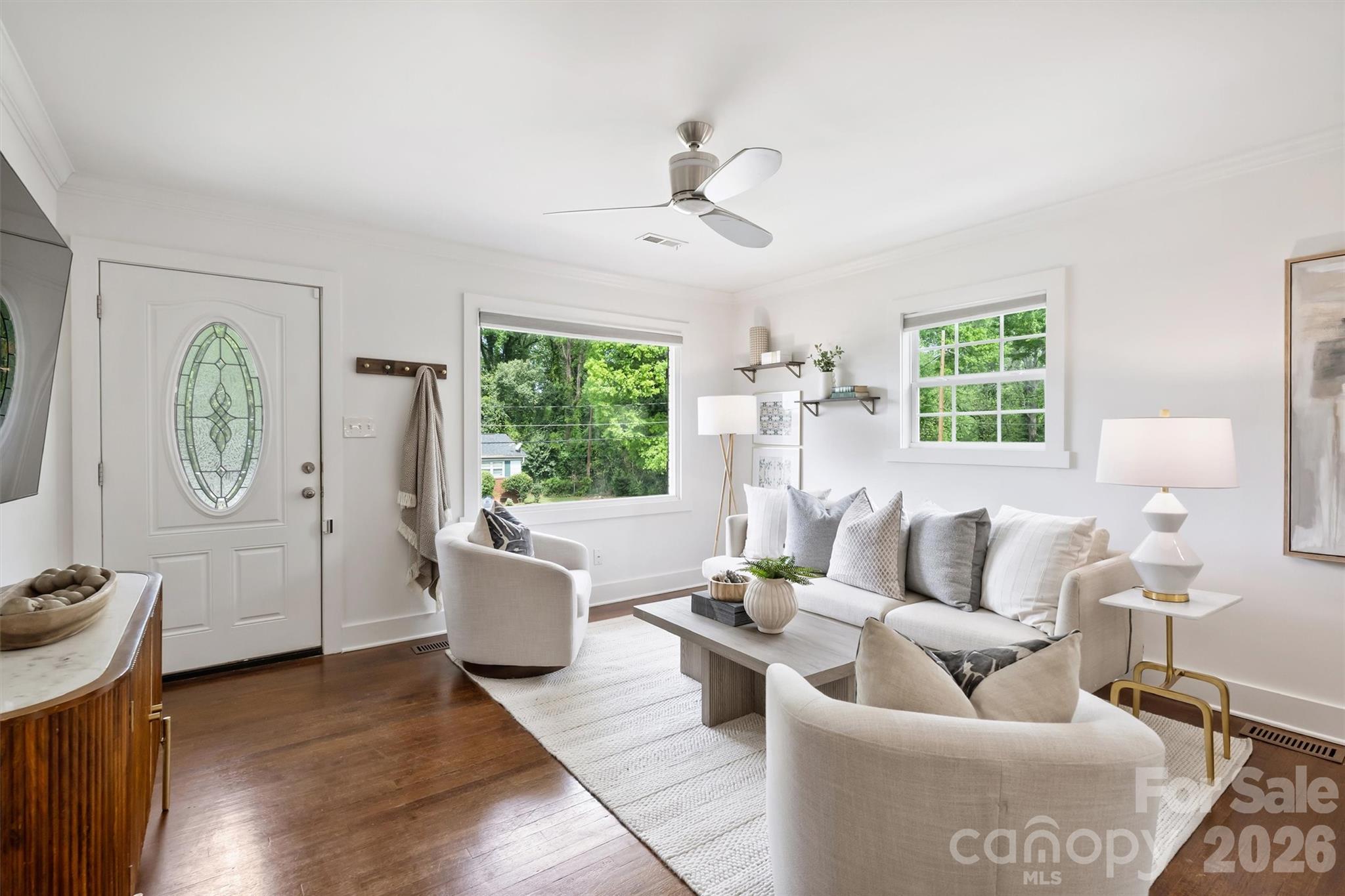 2314 Crestview Drive — Charlotte