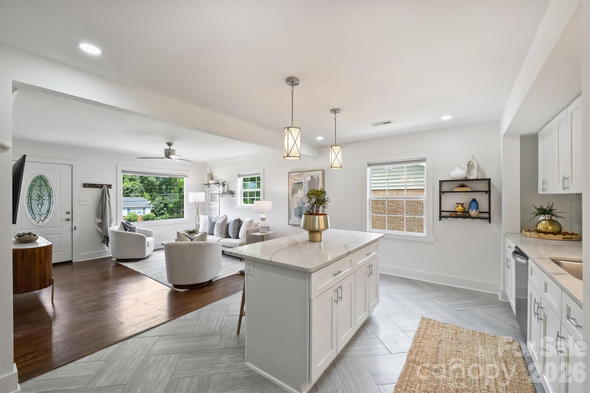 2314 Crestview Drive — Charlotte