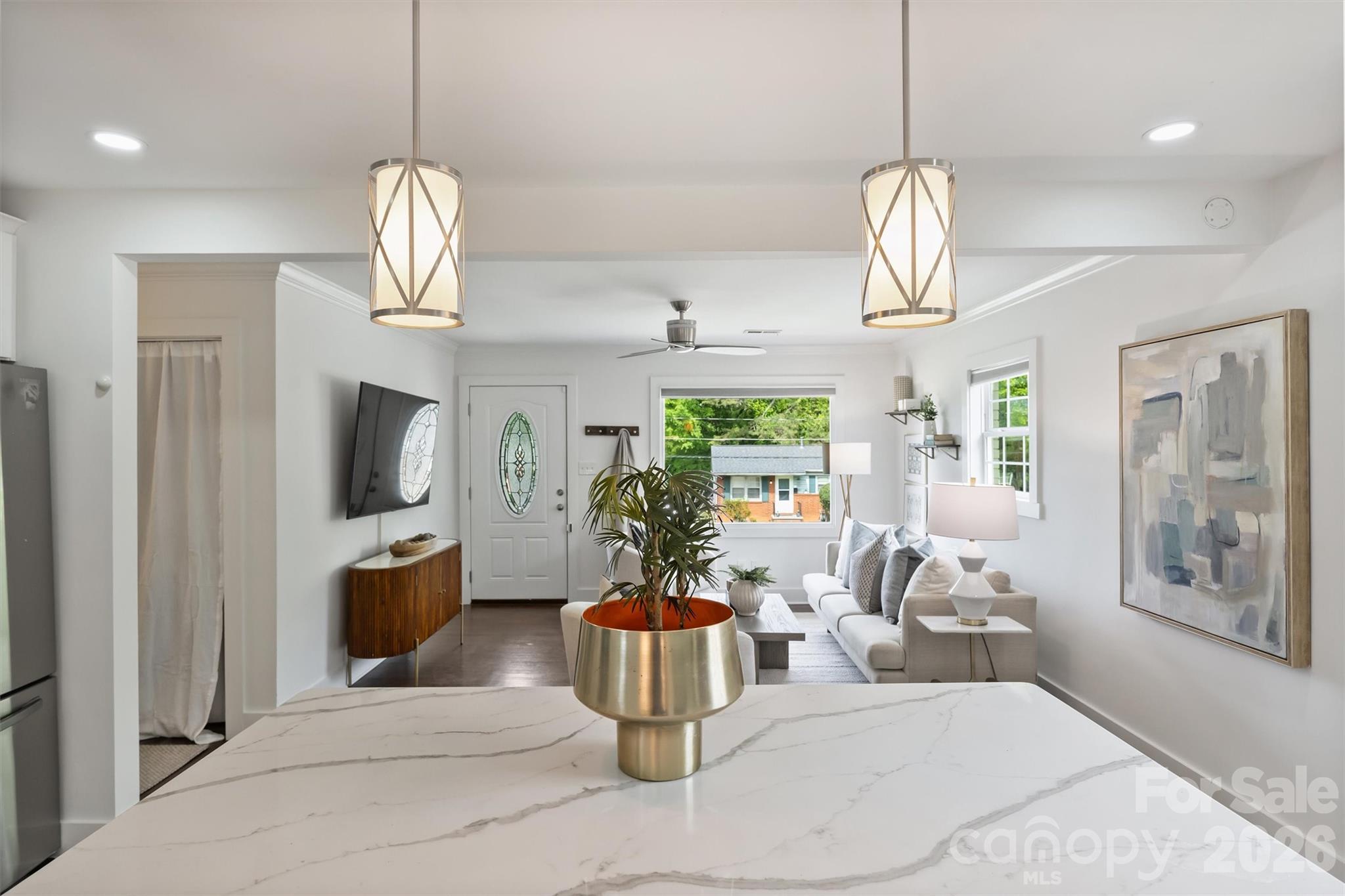 2314 Crestview Drive — Charlotte