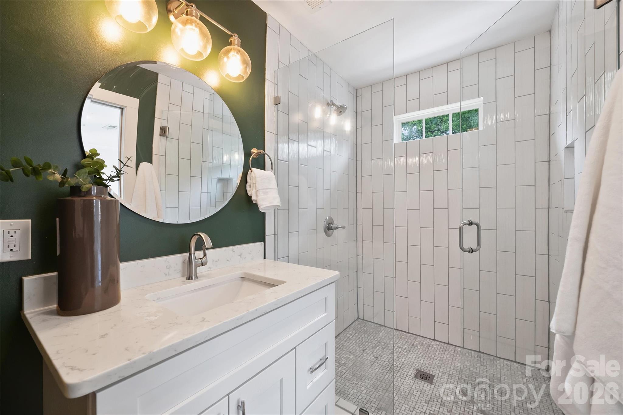 2314 Crestview Drive — Charlotte