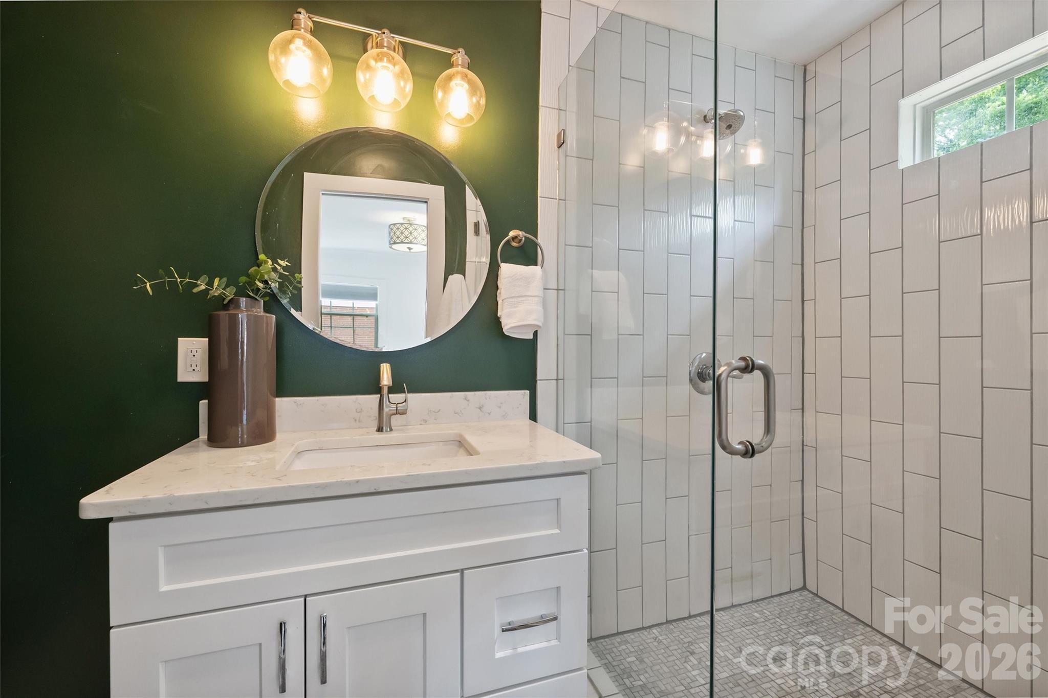 2314 Crestview Drive — Charlotte