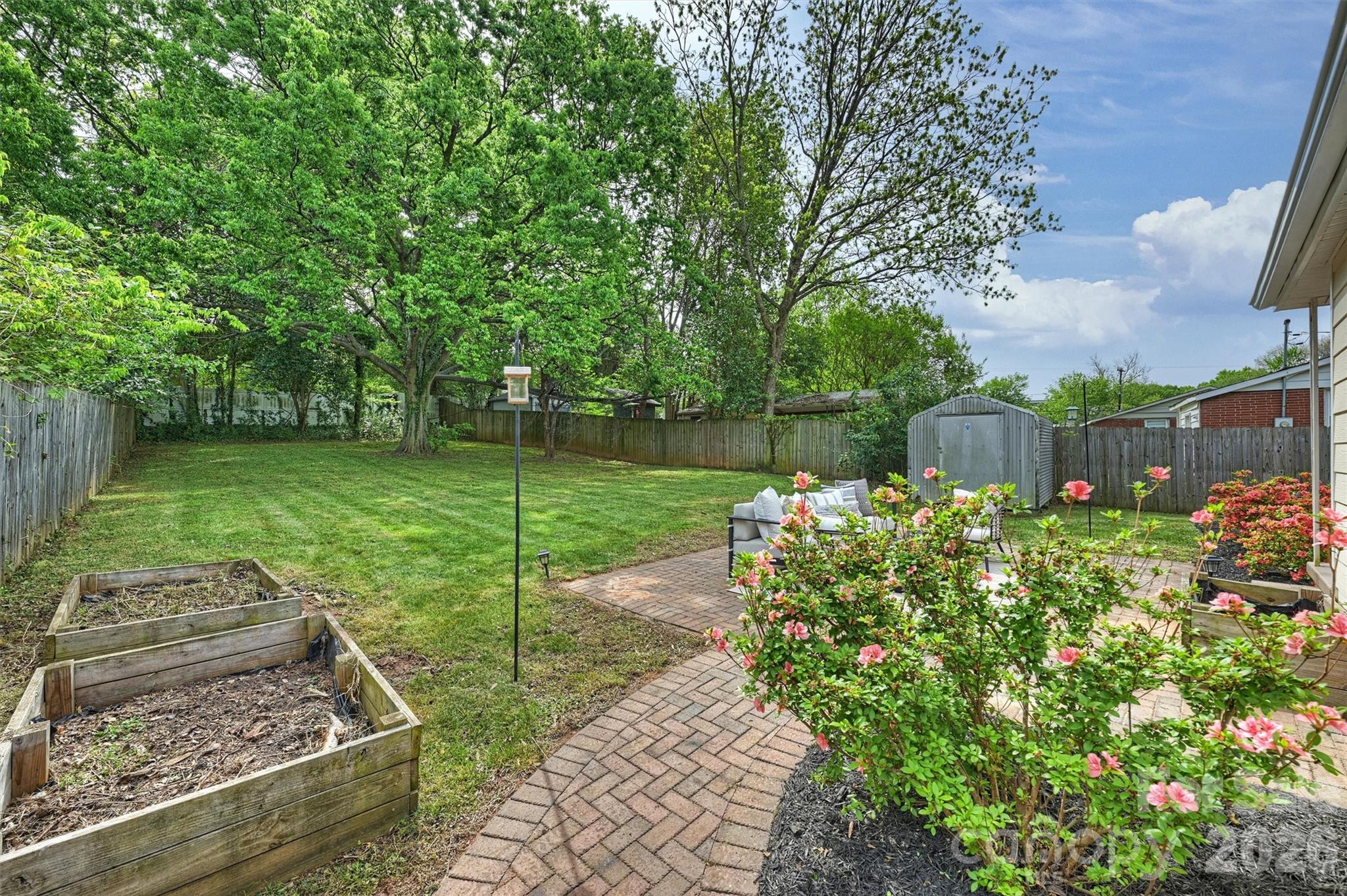 2314 Crestview Drive — Charlotte