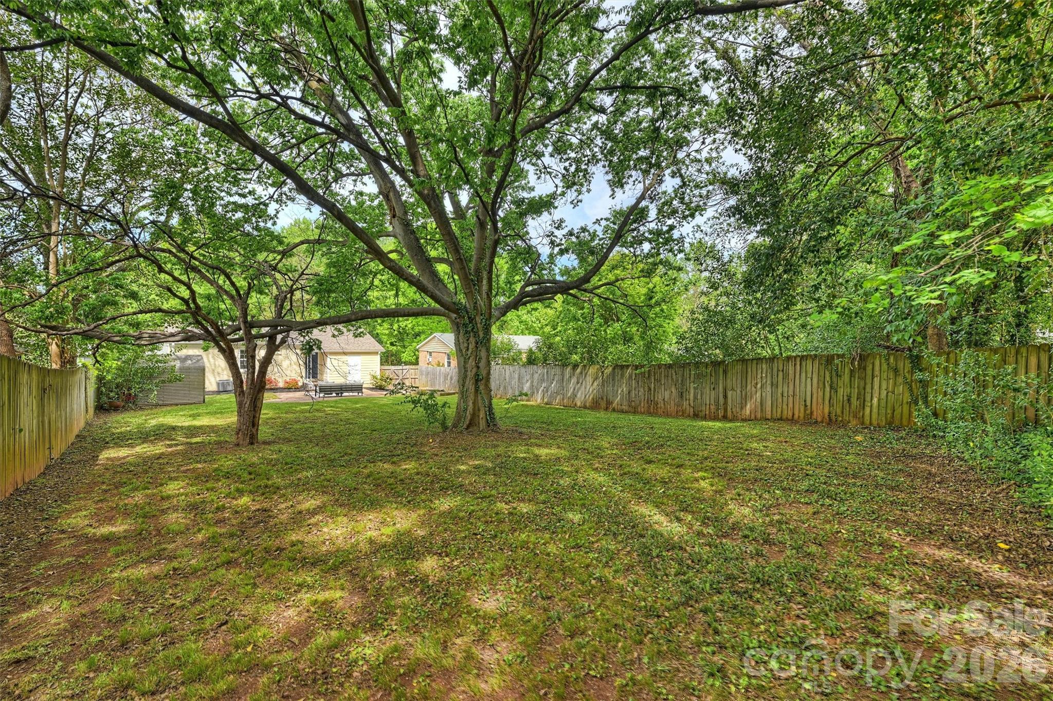2314 Crestview Drive — Charlotte