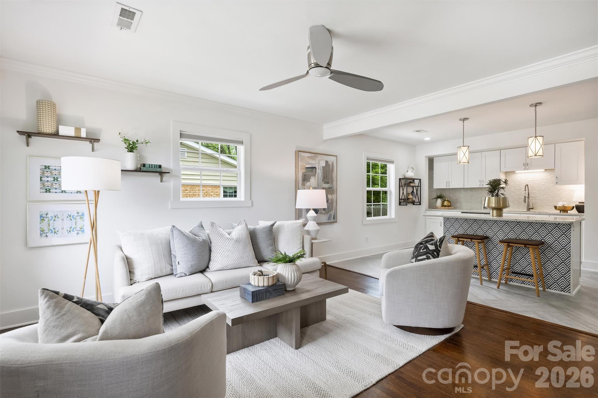 2314 Crestview Drive — Charlotte