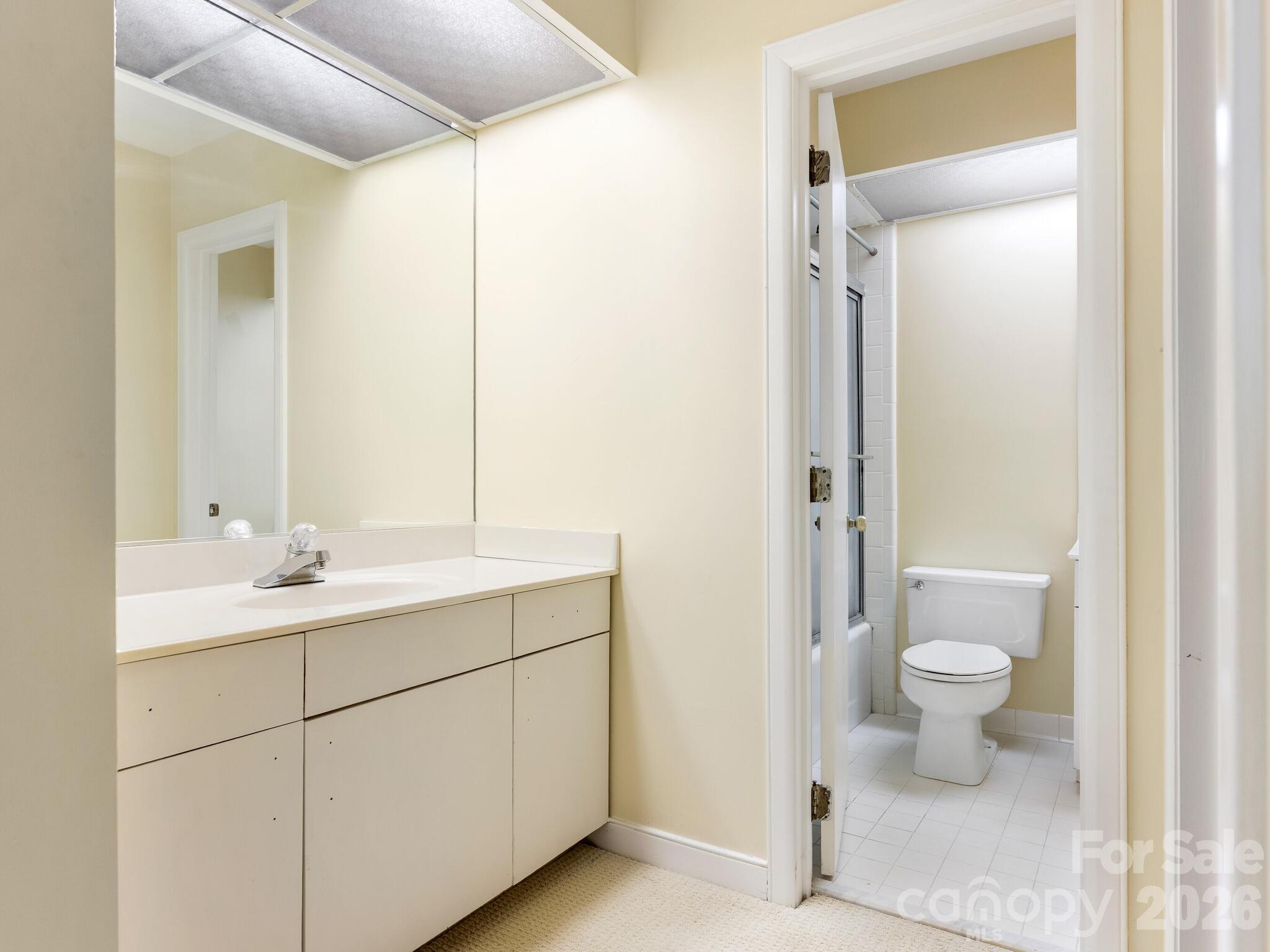 6516 Bentridge Drive — Charlotte