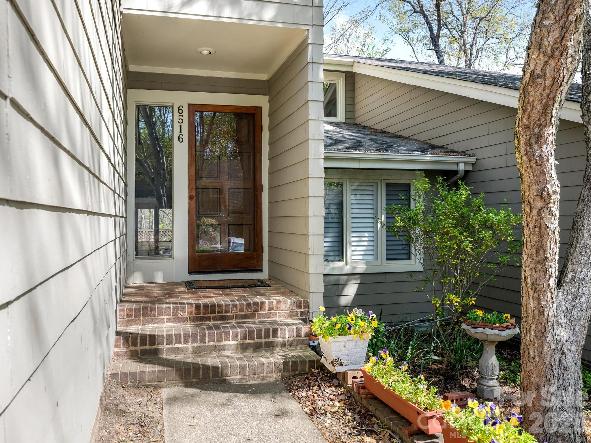 6516 Bentridge Drive — Charlotte
