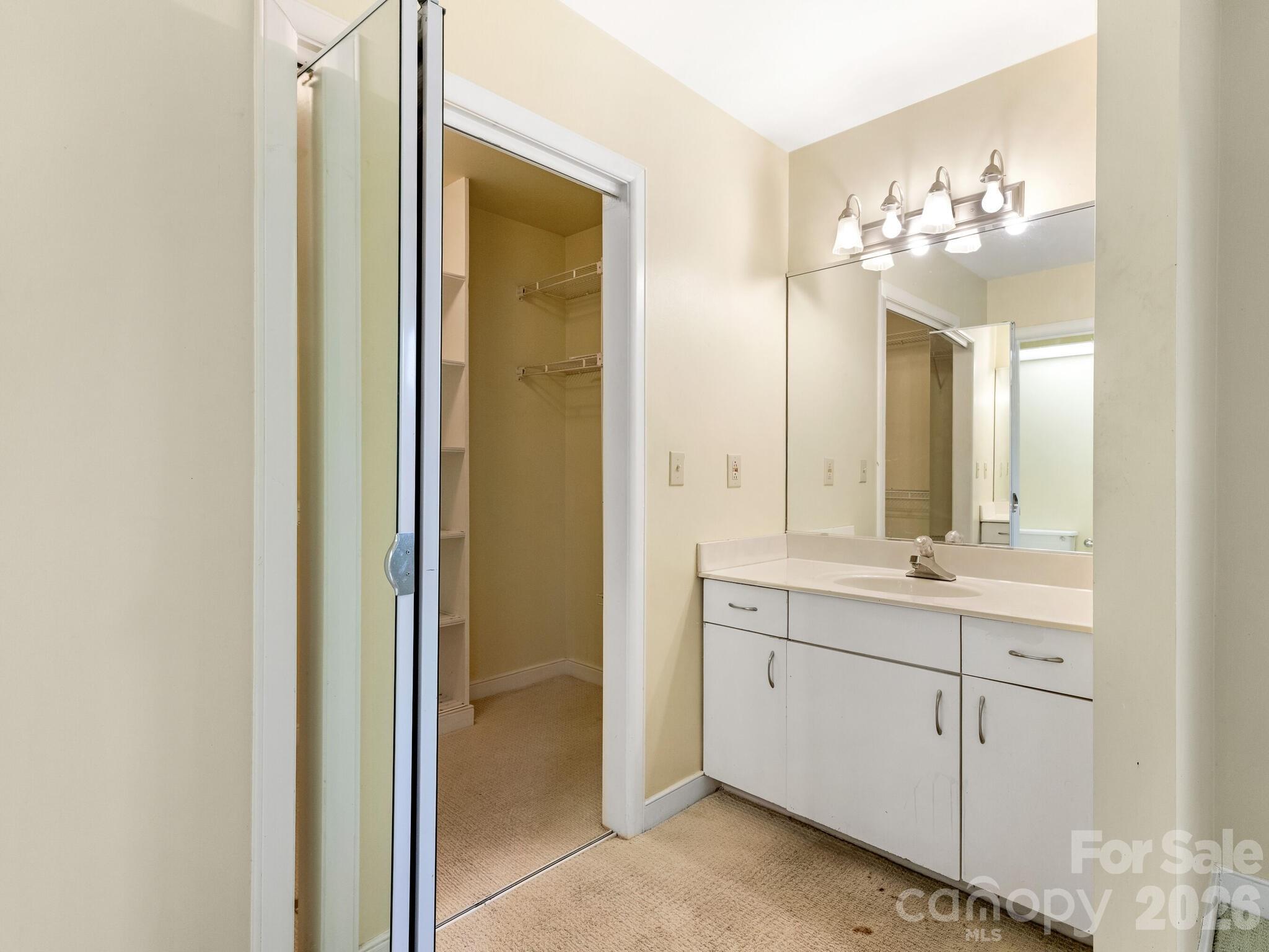 6516 Bentridge Drive — Charlotte