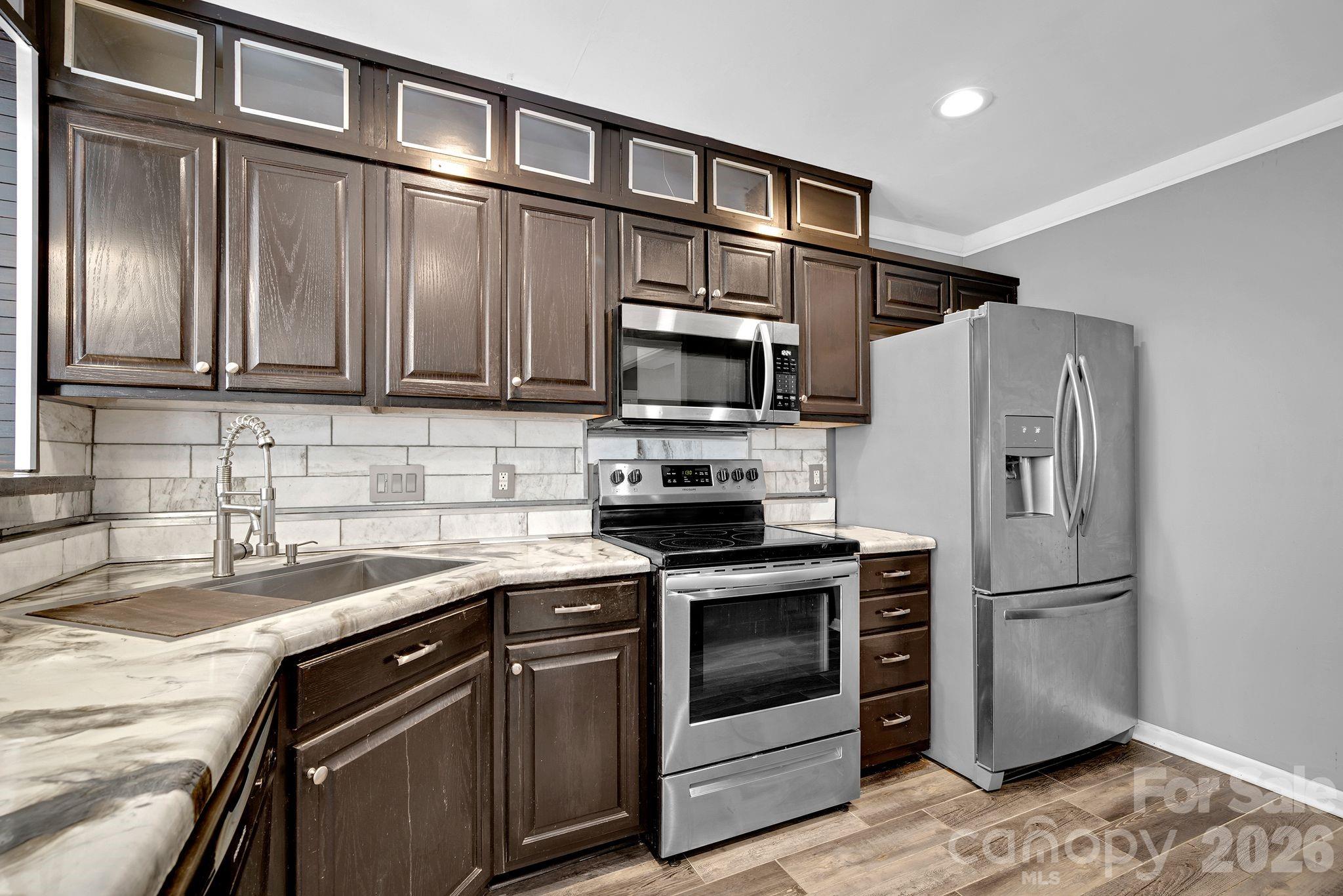 9653 Terrier Way — Charlotte