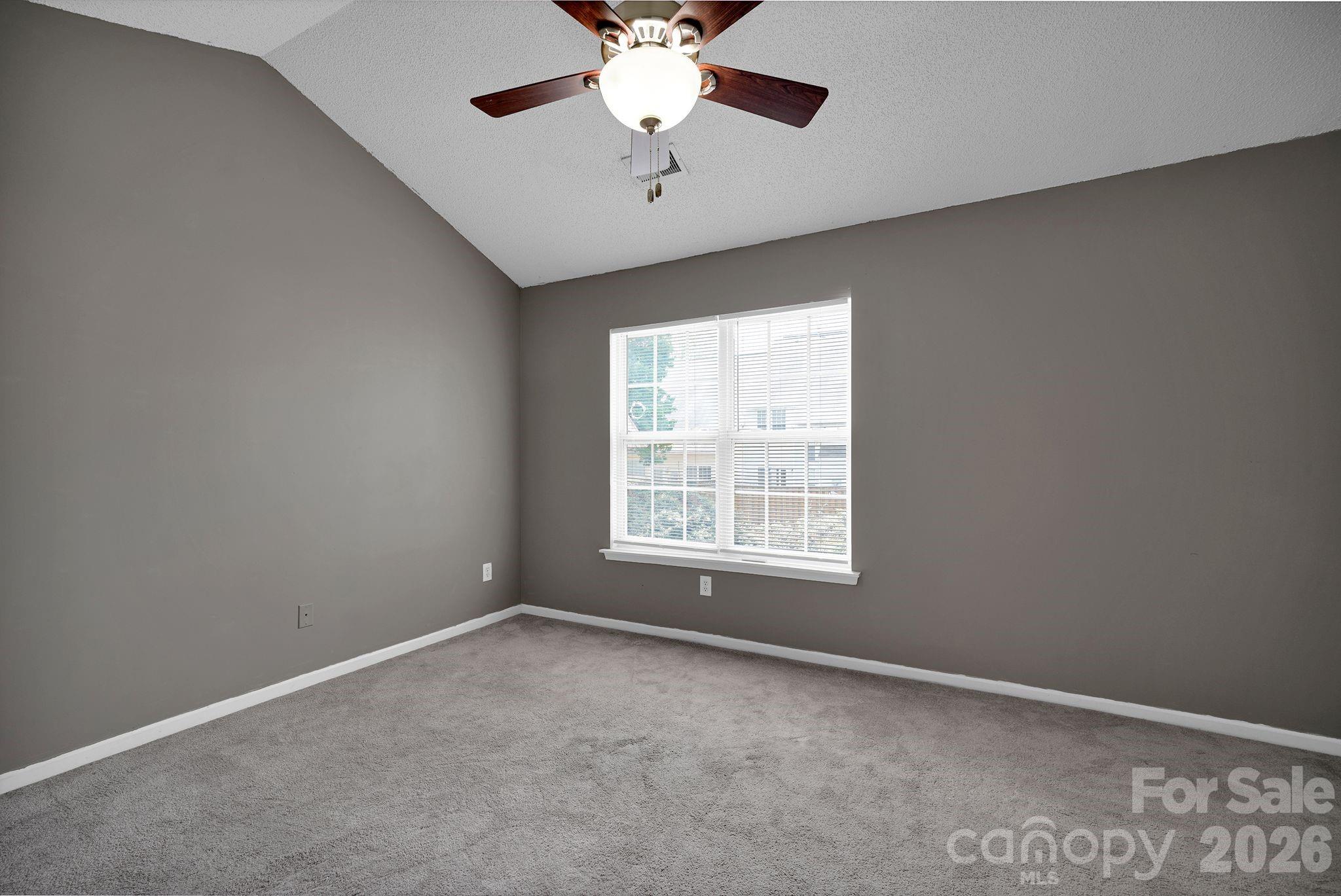 9653 Terrier Way — Charlotte