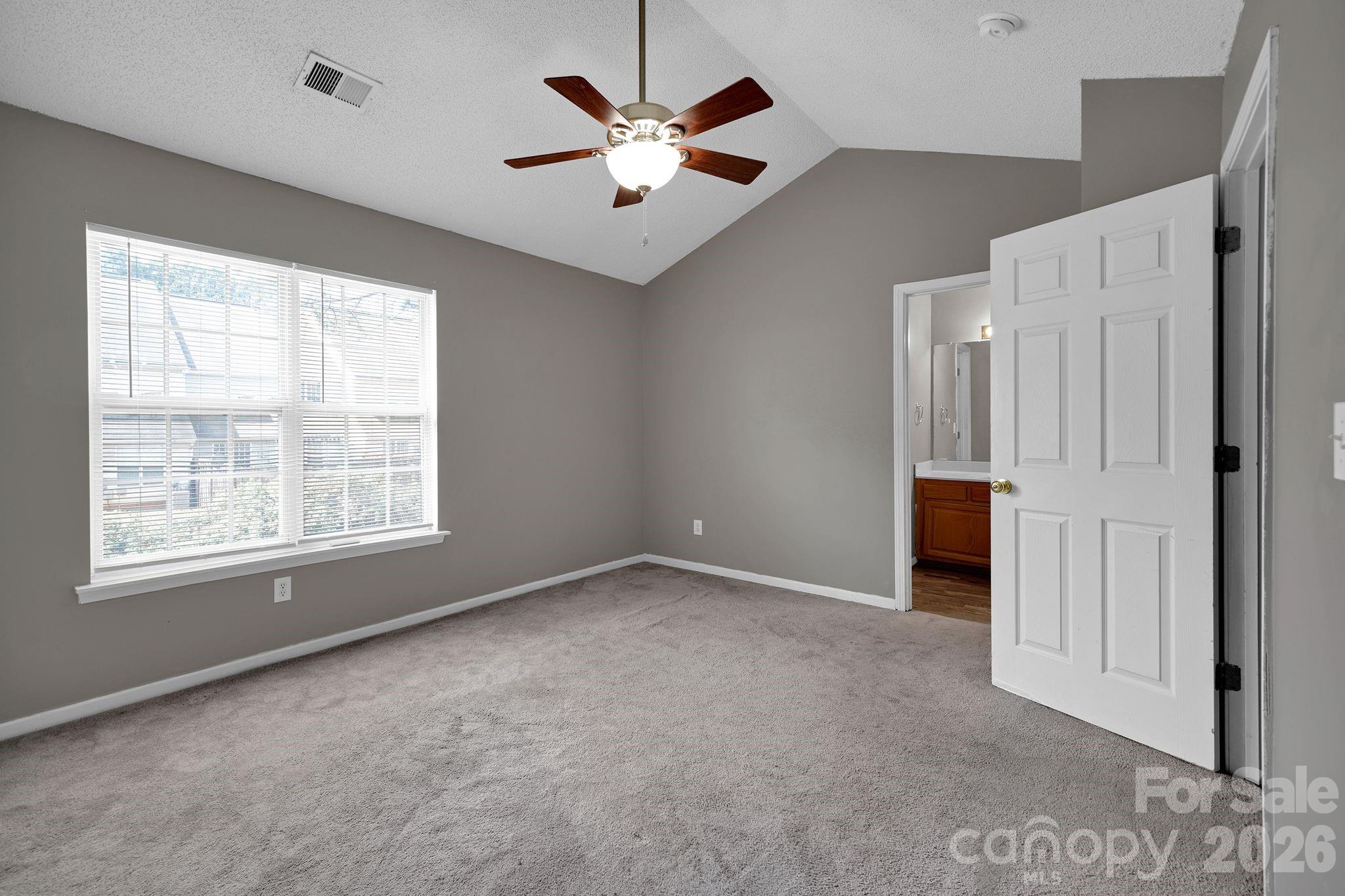 9653 Terrier Way — Charlotte