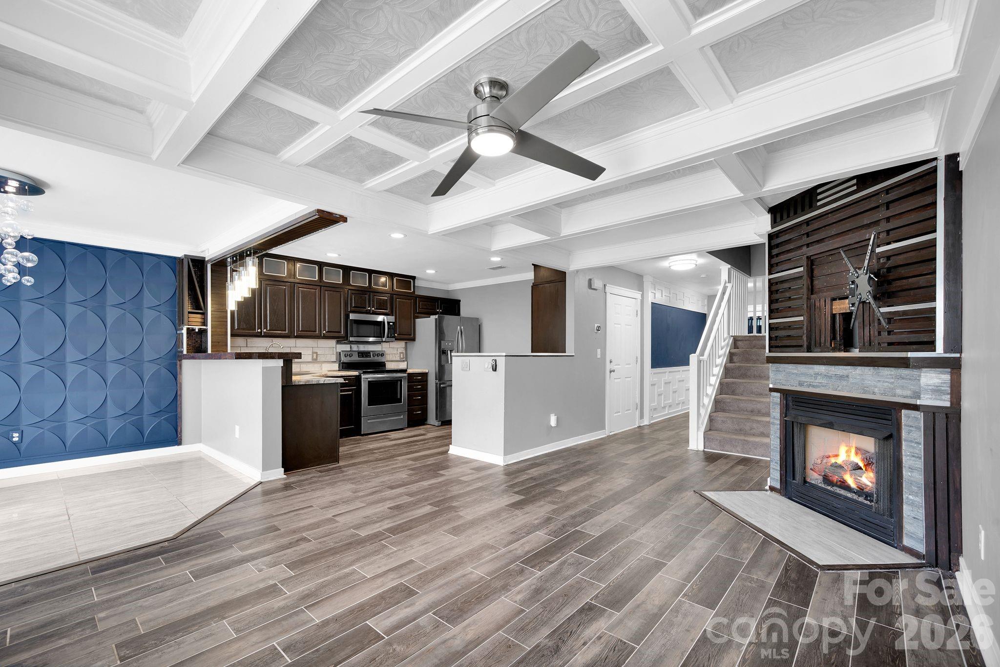 9653 Terrier Way — Charlotte