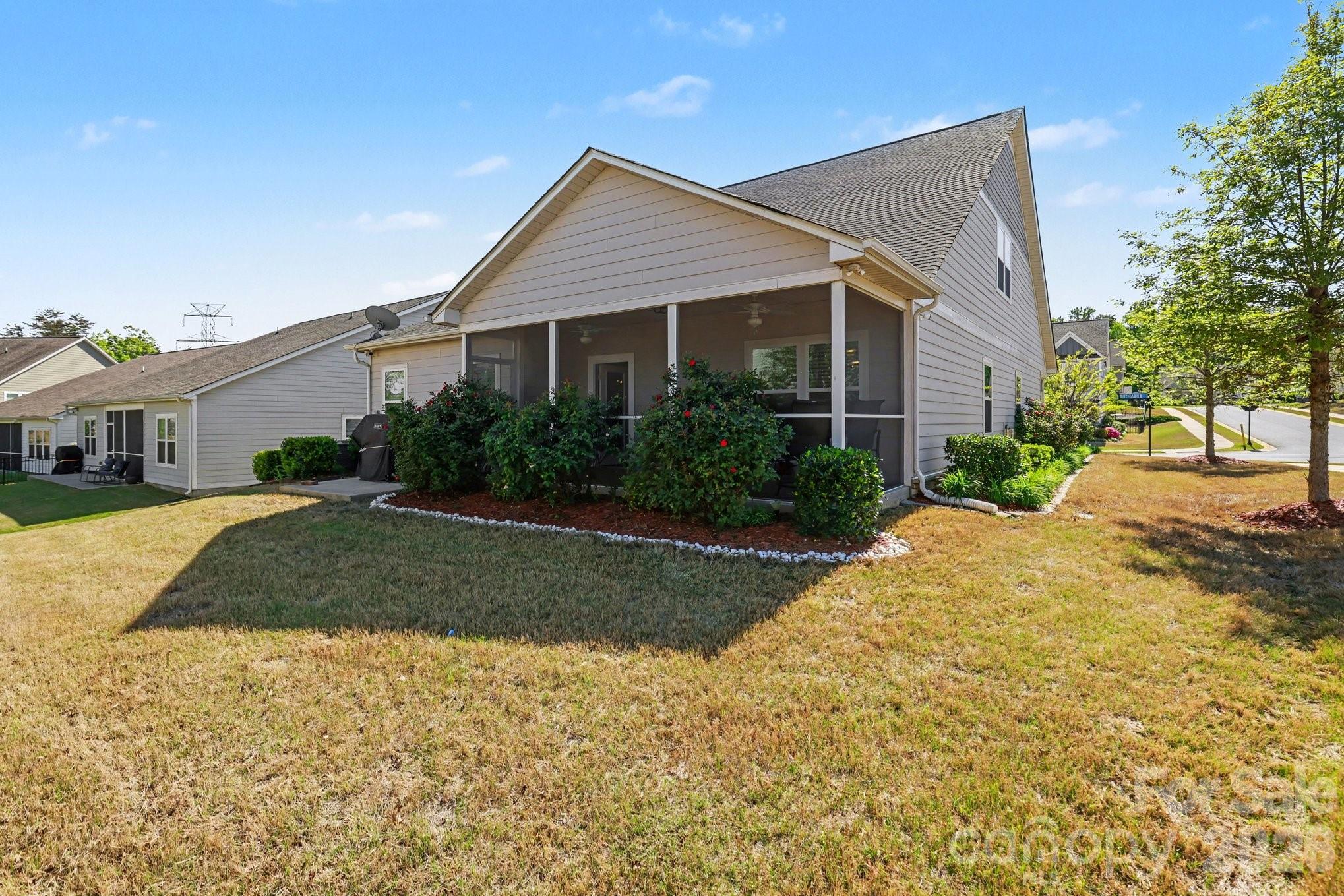2715 Watergarden Street — York