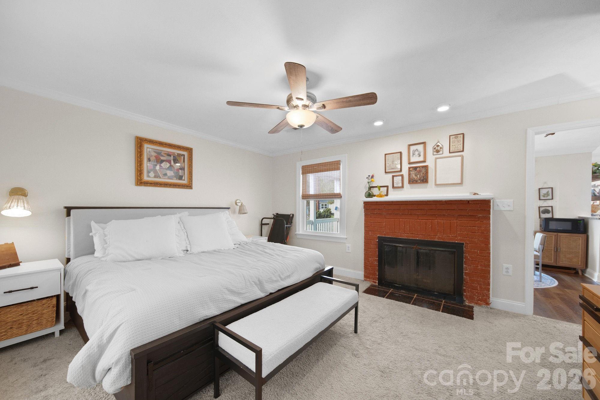 312 Cook Street — Mooresville