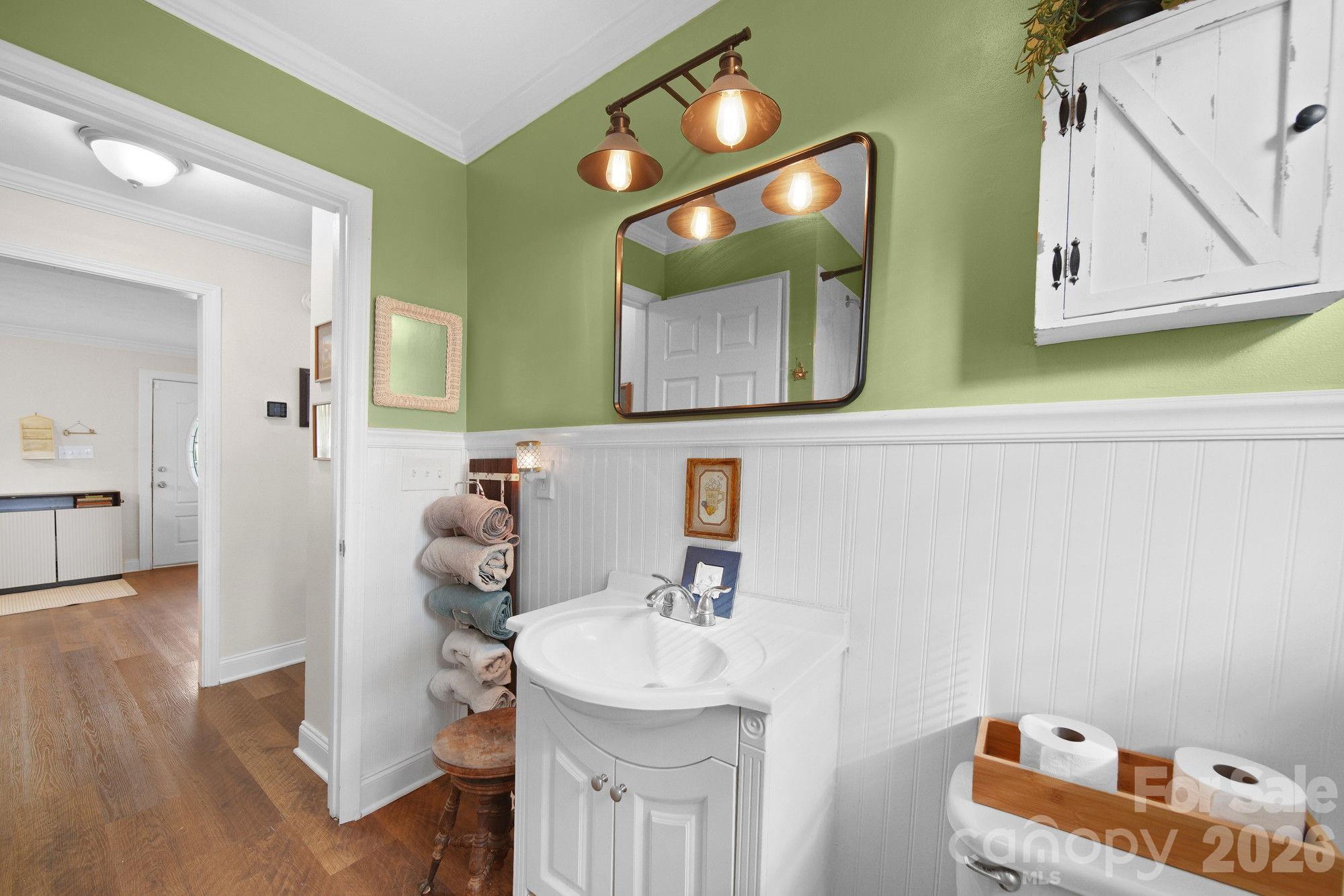 312 Cook Street — Mooresville