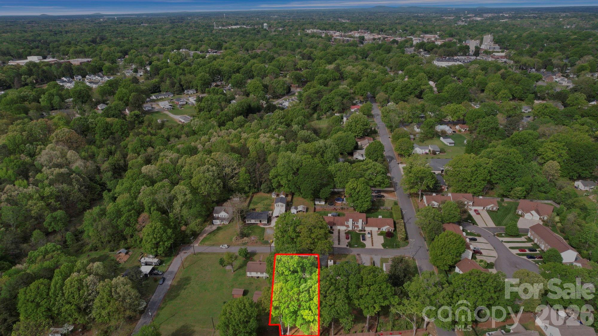 312 Cook Street — Mooresville