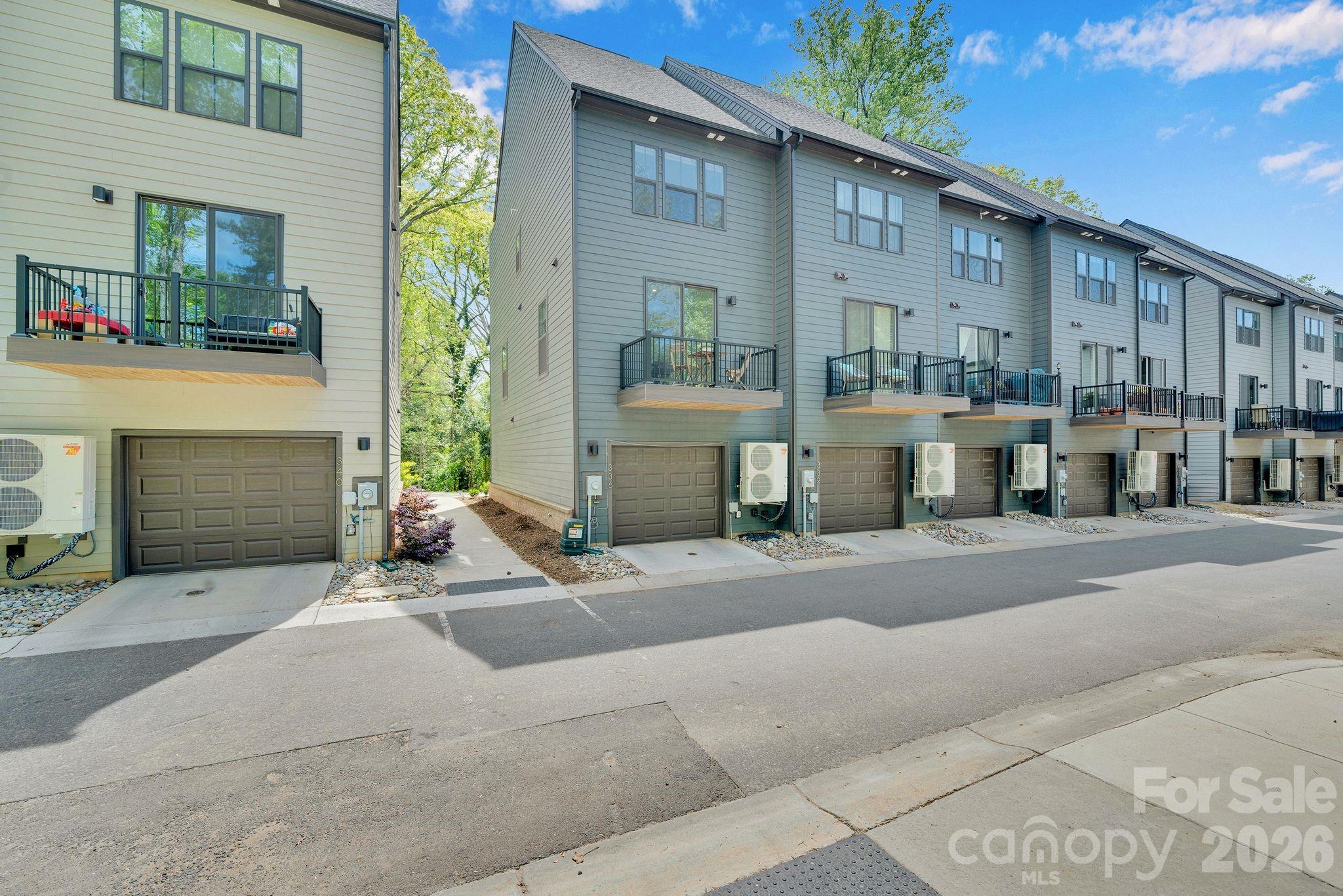336 Twinflower Lane — Charlotte