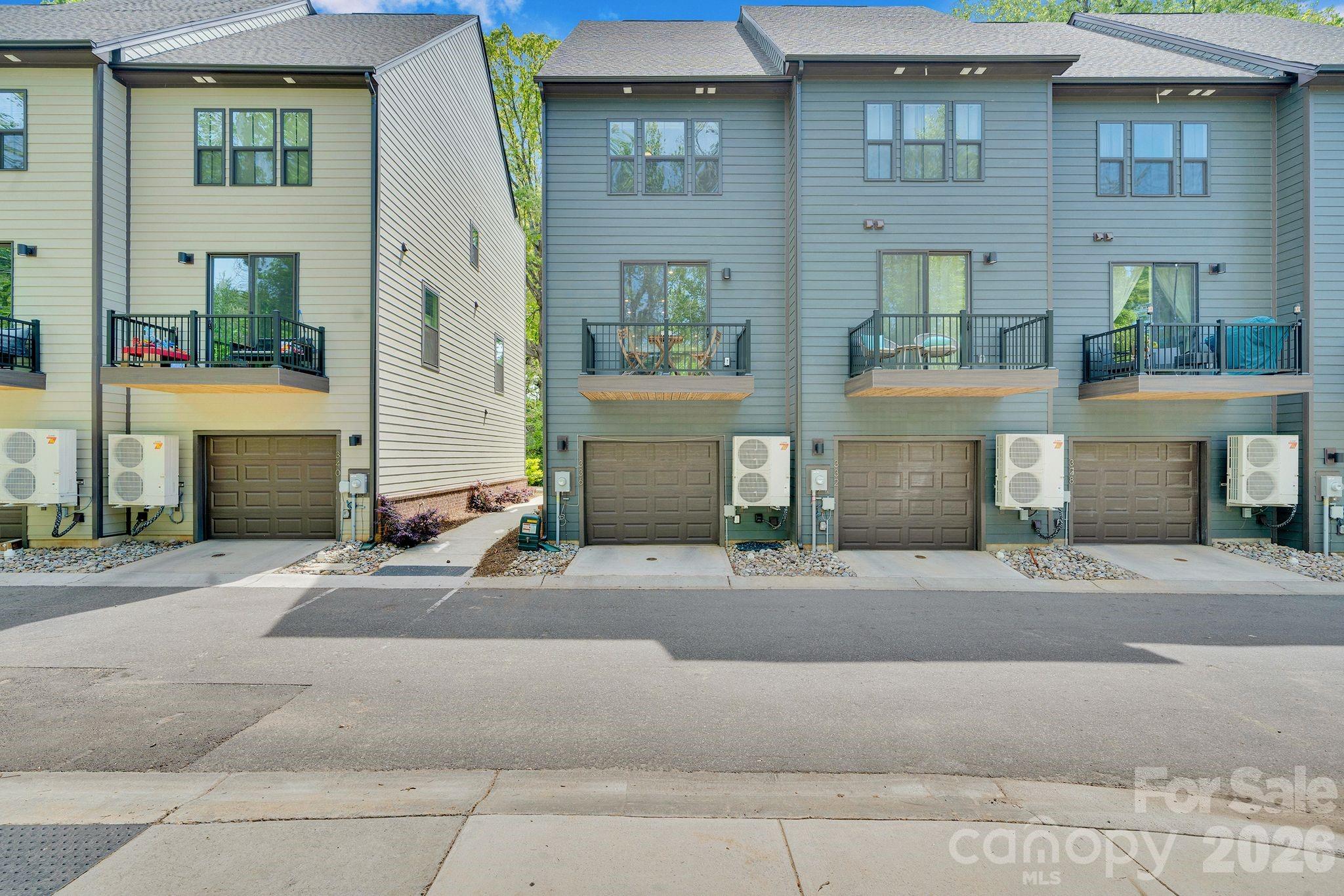 336 Twinflower Lane — Charlotte