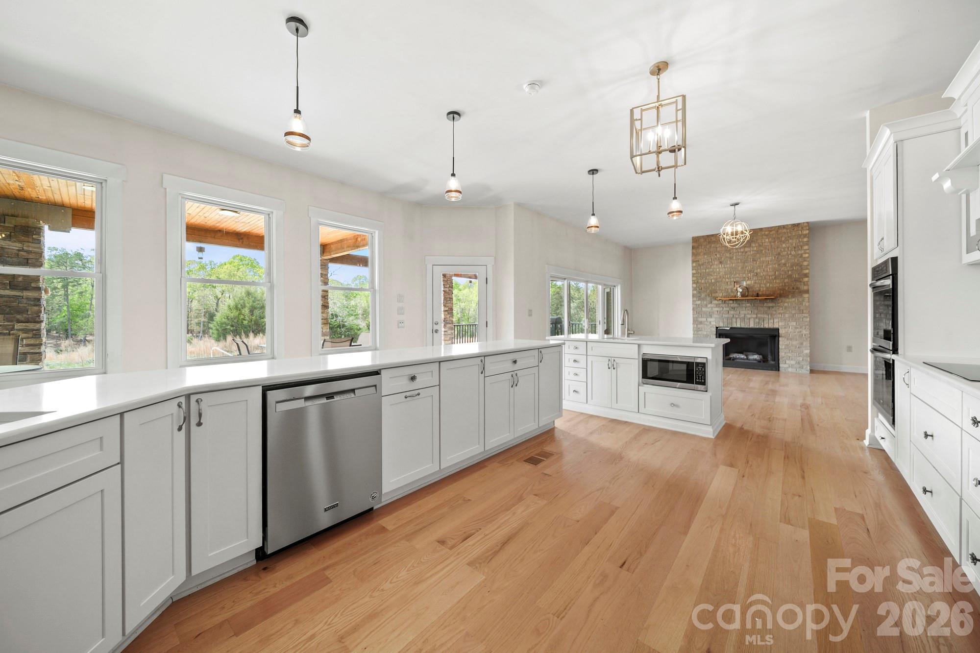 48155 Ingram Road — New London
