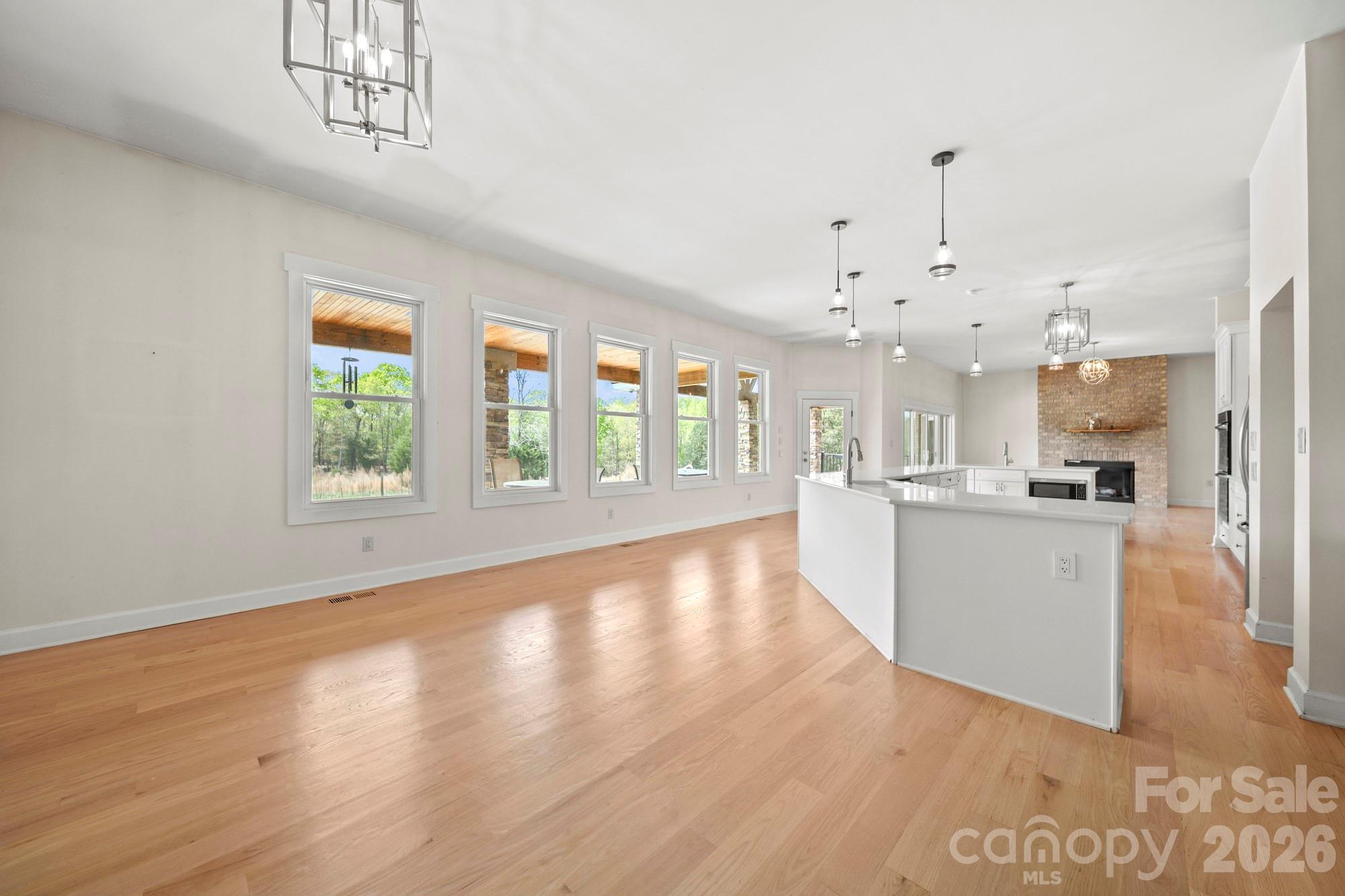 48155 Ingram Road — New London