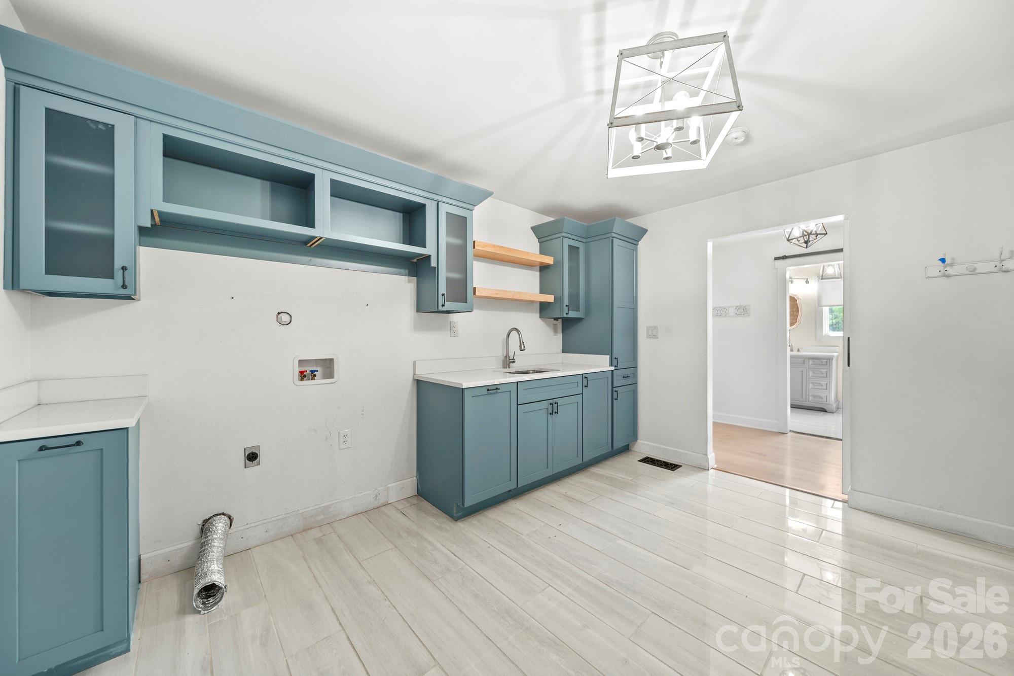 48155 Ingram Road — New London